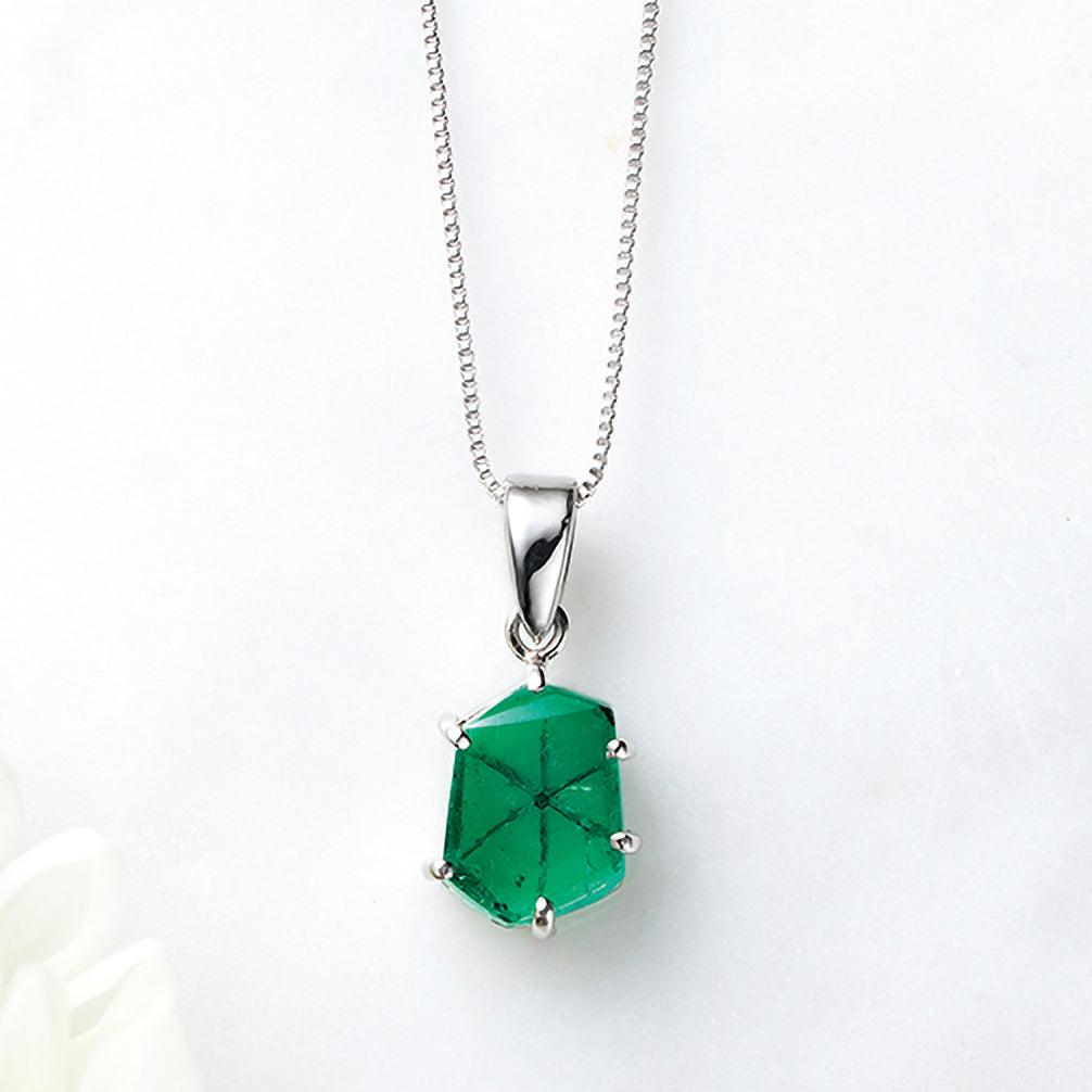 【限定1点】トラピッチェエメラルド/ダイヤモンド PTネックレス(1.32カラット/5月誕生石/鑑別書付き)