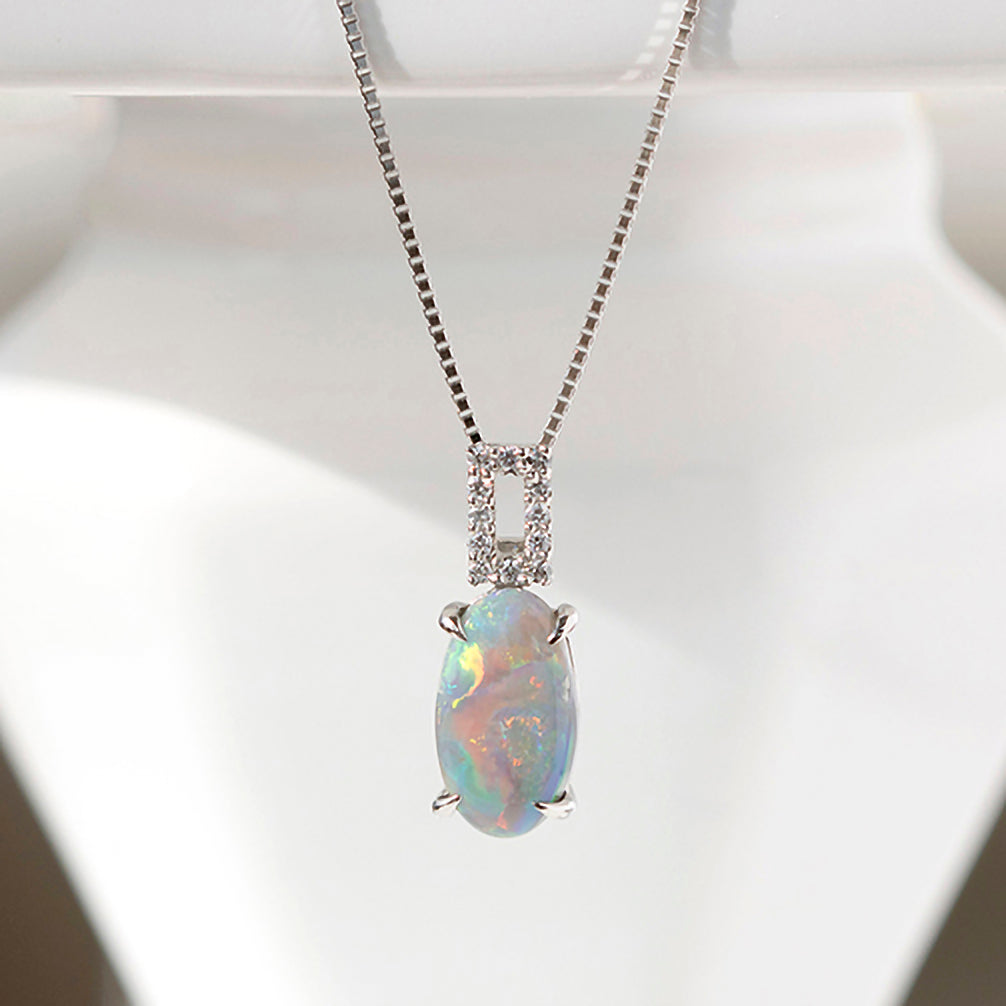 限定1点】ブラックオパール/ダイヤモンド プラチナネックレス(10月  