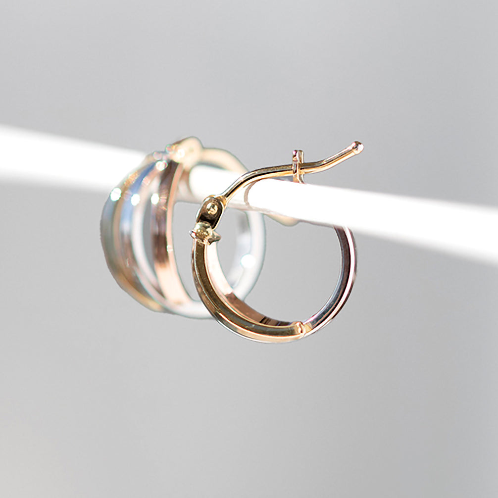 K18ピアス(イタリア製)《23T10168》