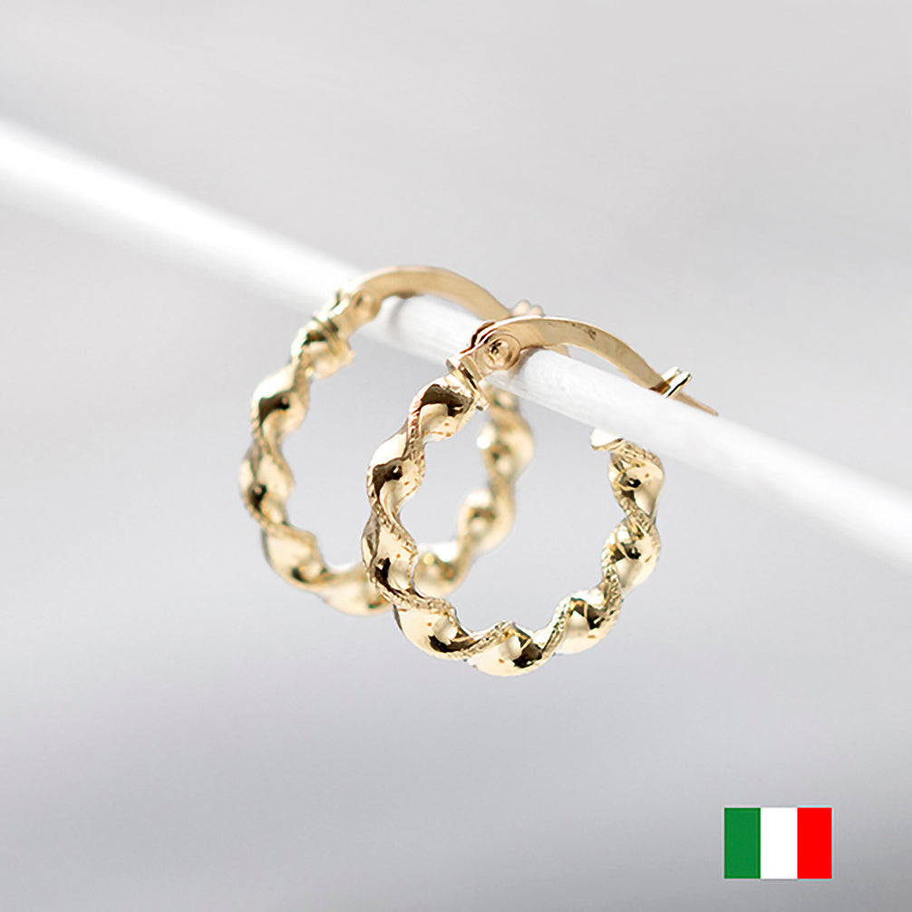 K18ピアス(イタリア製/フープ)《23T10211》