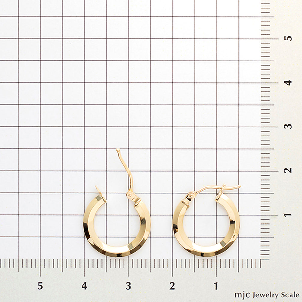 K18ピアス(イタリア製フープ)《23T10227》