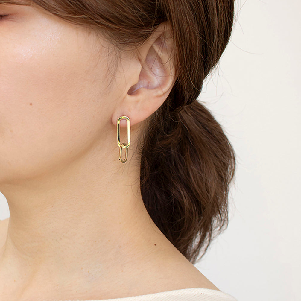 K18ピアス(イタリア製)《23T10274》