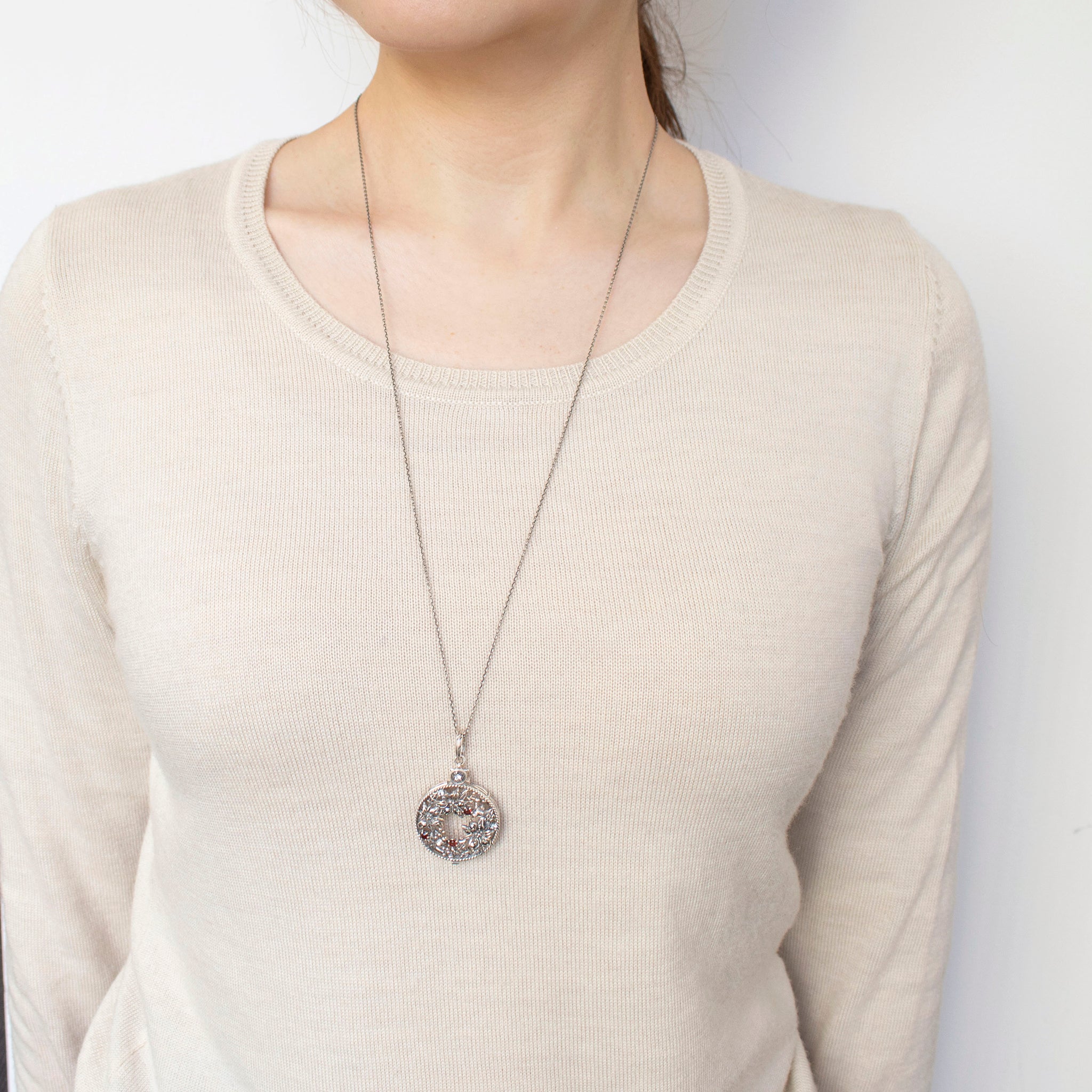 ガーネット/ホワイトトパーズ シルバーネックレス(ルーペ付き/70cm/ロング/1月誕生石)《23T10329》