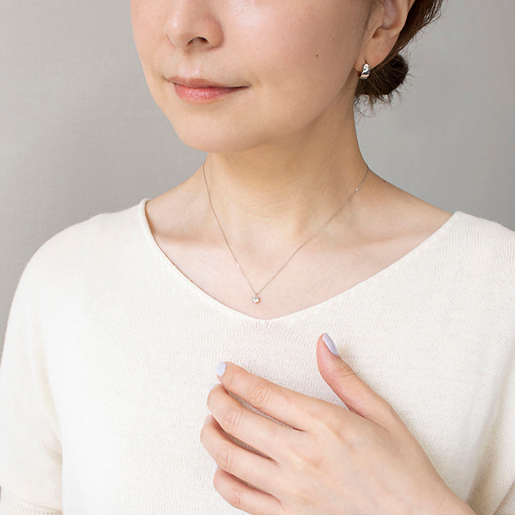 ダイヤモンド プラチナネックレス(0.2カラット/6本爪/大特価/一粒/4月誕生石)《23TZ0101》