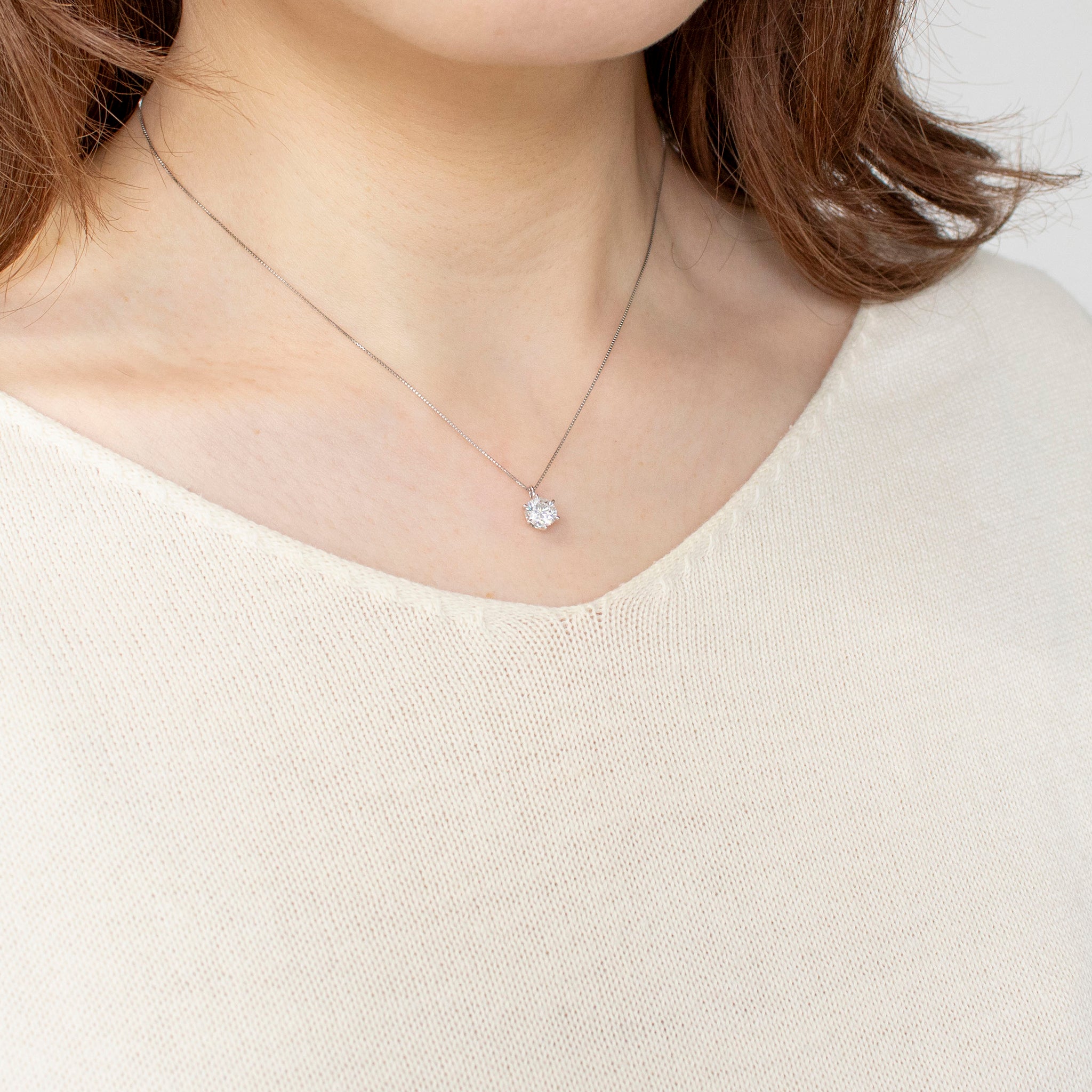 ダイヤモンド プラチナネックレス(0.8カラット/Dカラー/SI2UP/EX/一粒/4月誕生石/GIA鑑定書付き)《JPDD1988》