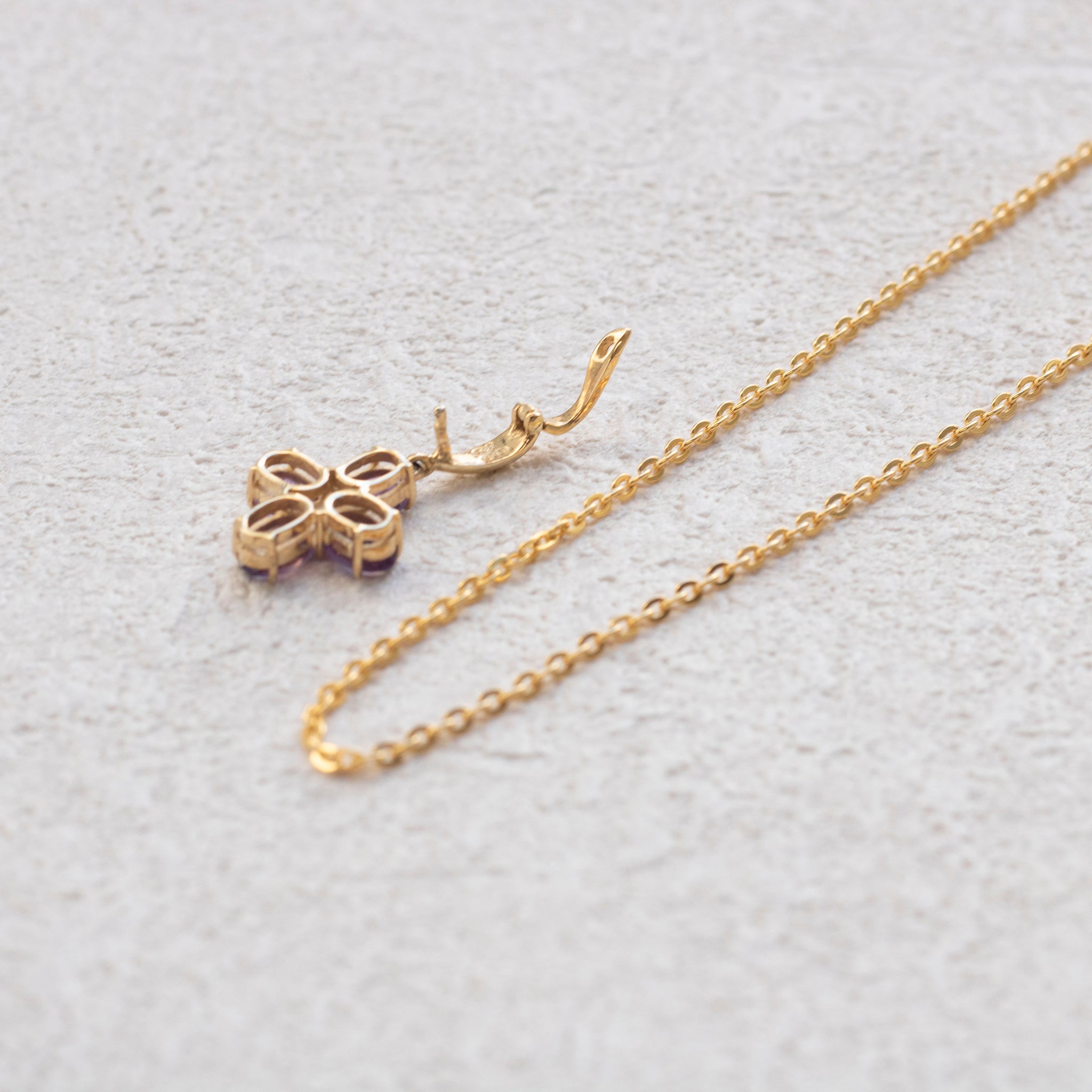 アメシスト シルバーネックレス(クロスモチーフ/2月誕生石)《24T10106》