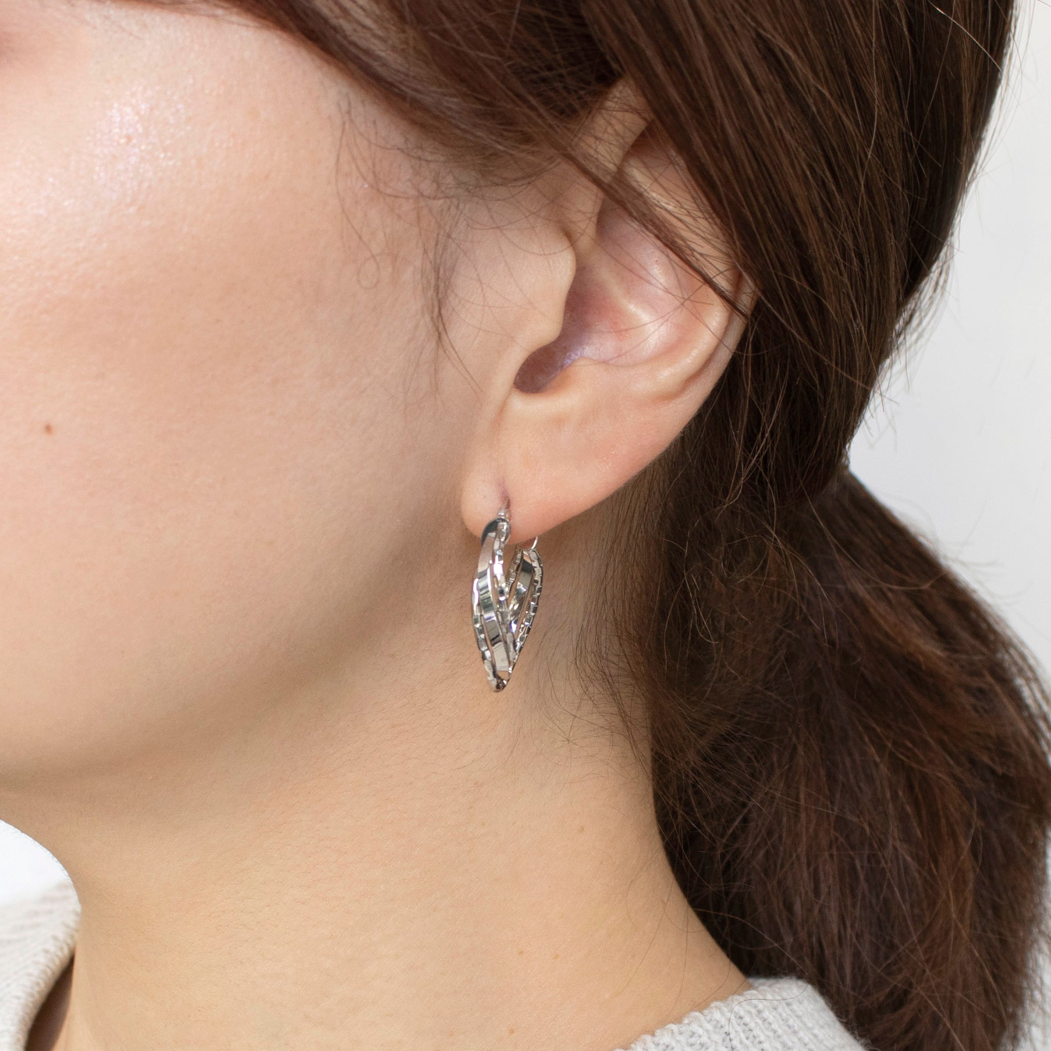 K18ピアス(フープ/イタリア製)《24T10120》