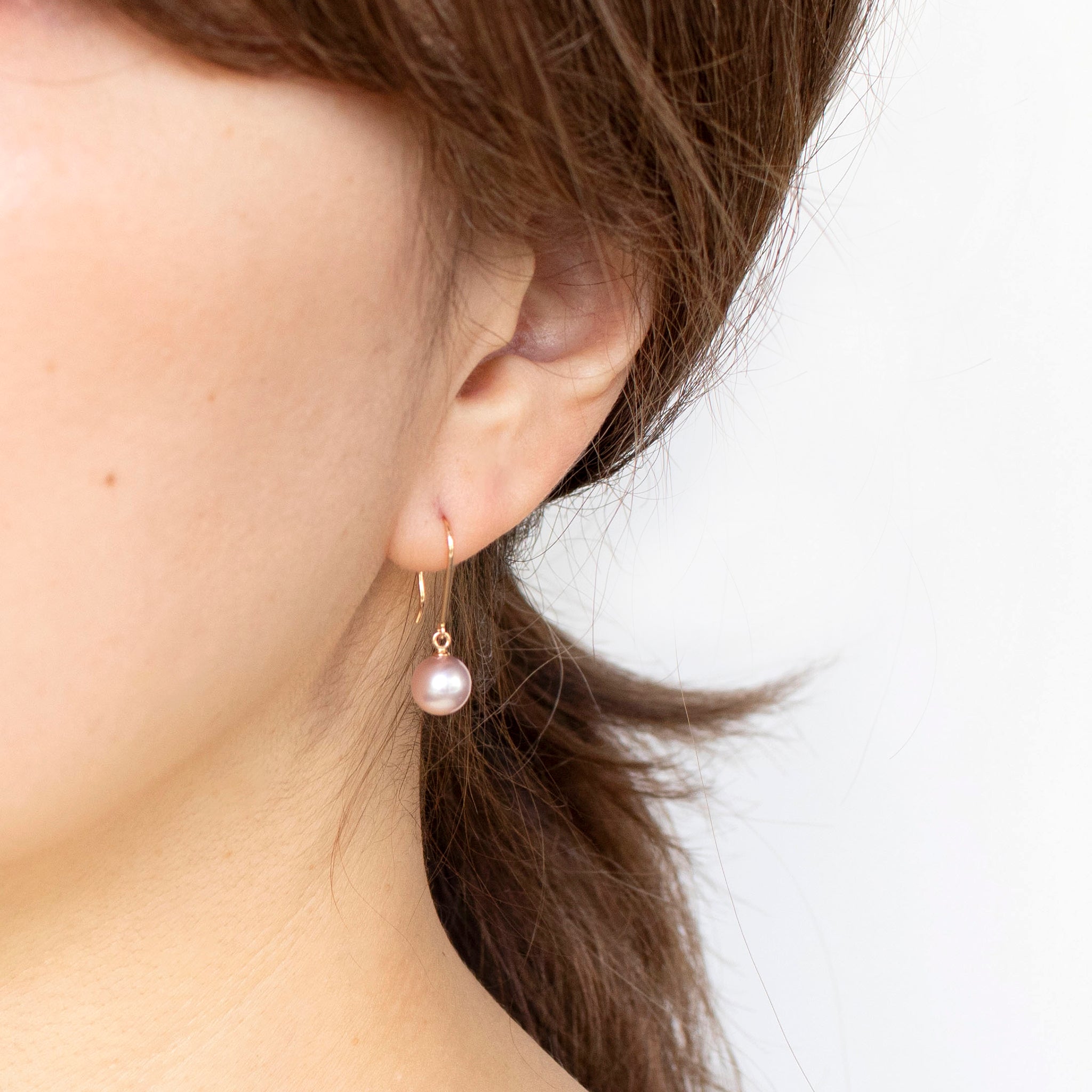 パール K18ピアス(淡水真珠/7mm/パープルピンク系/6月誕生石)《24T10176》