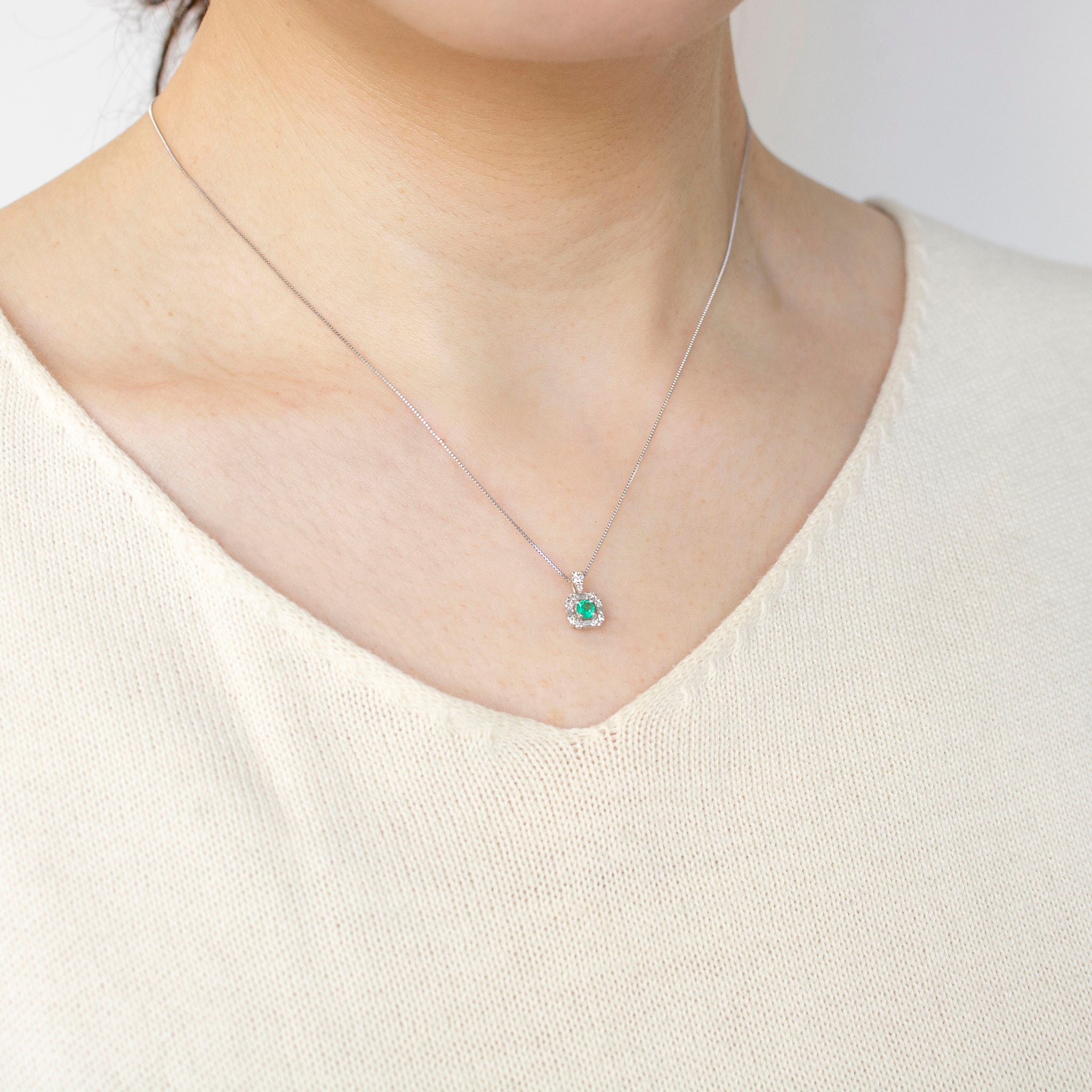 【限定3点】エメラルド/ダイヤモンド プラチナネックレス(5月誕生石)《24T10187》