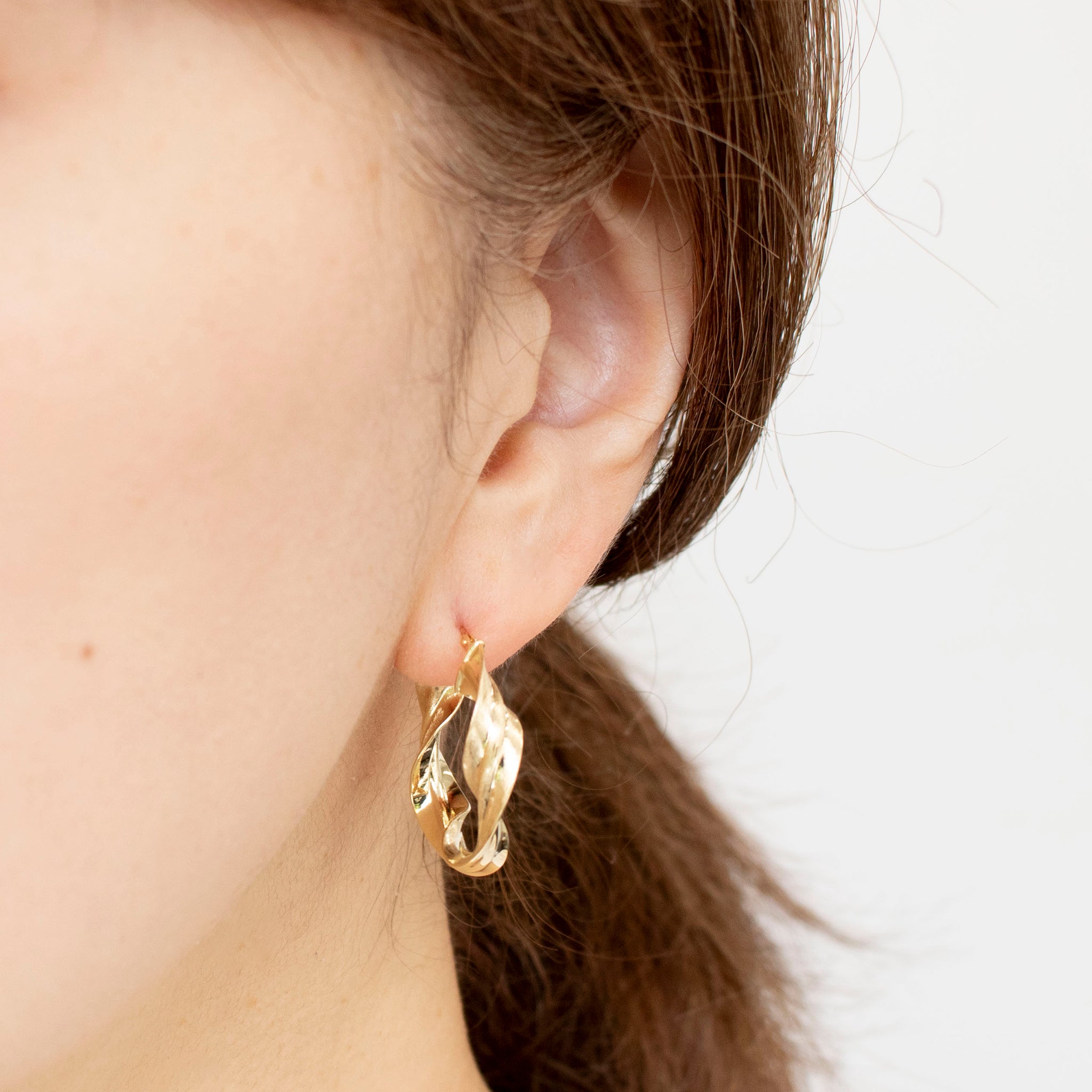 K18ピアス(フープ/イタリア製)《24T10228》