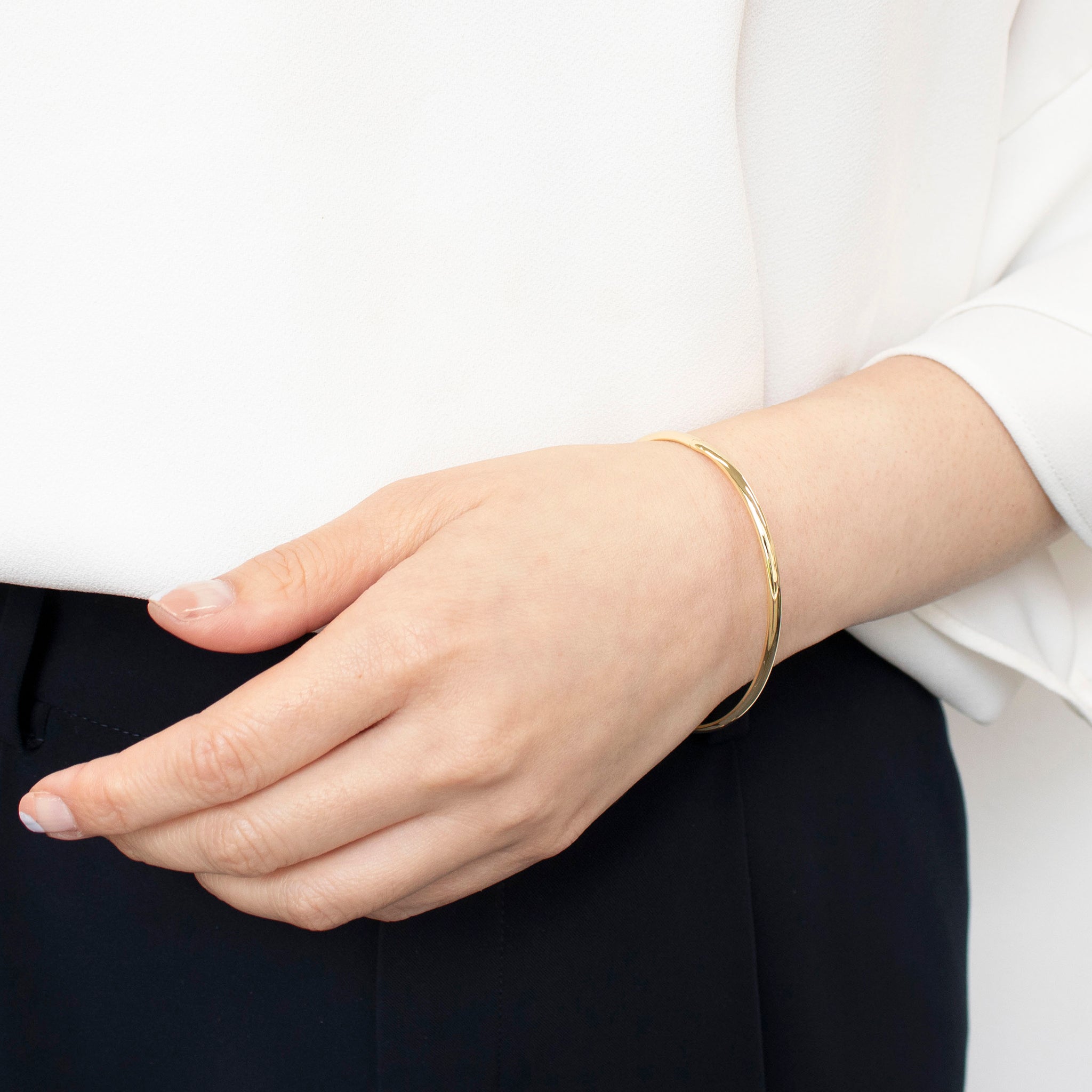 K18バングル(イエローゴールド/イタリア製)《24T10230》