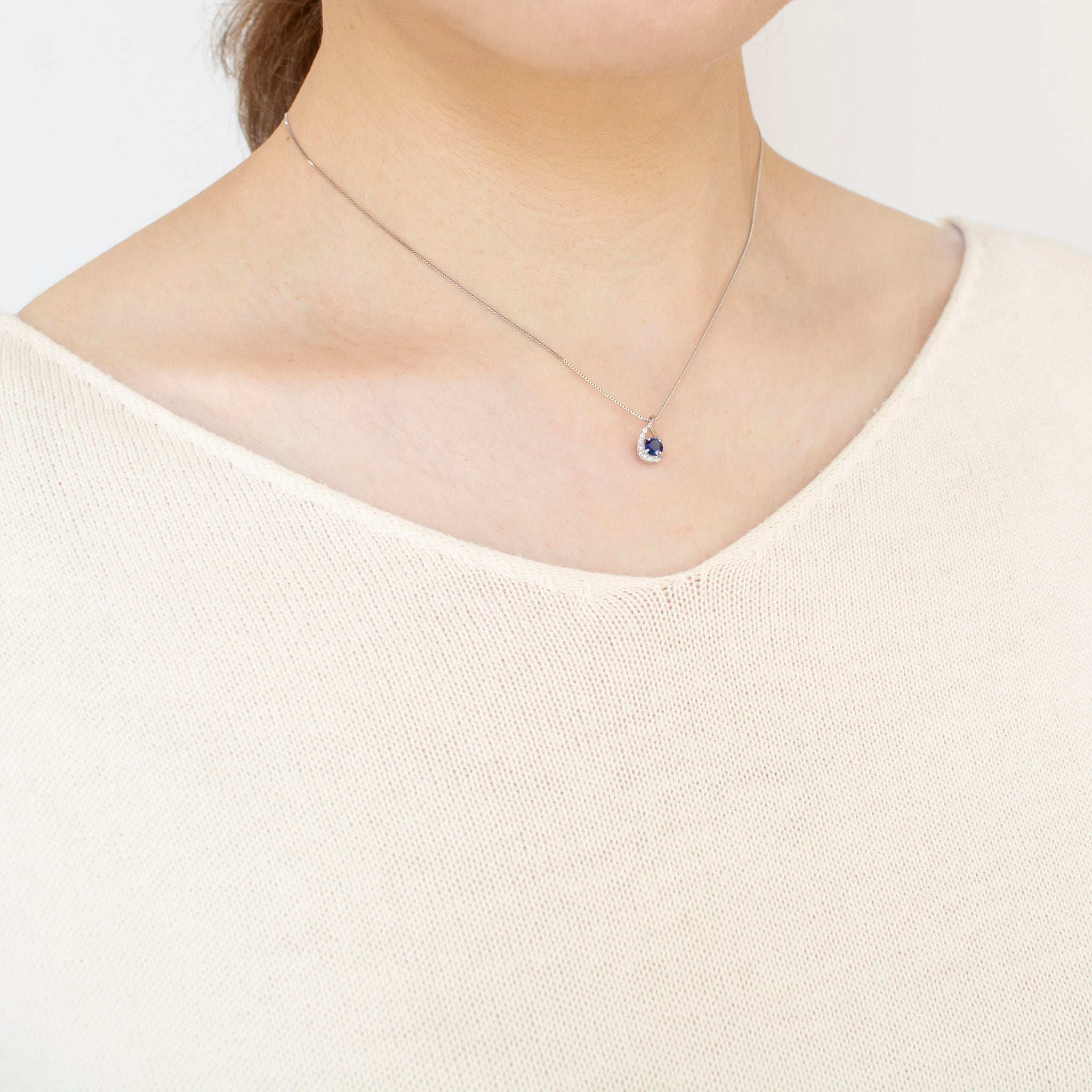 サファイア/ダイヤモンド プラチナネックレス(ロイヤルブルー/9月誕生石)《24T10244》