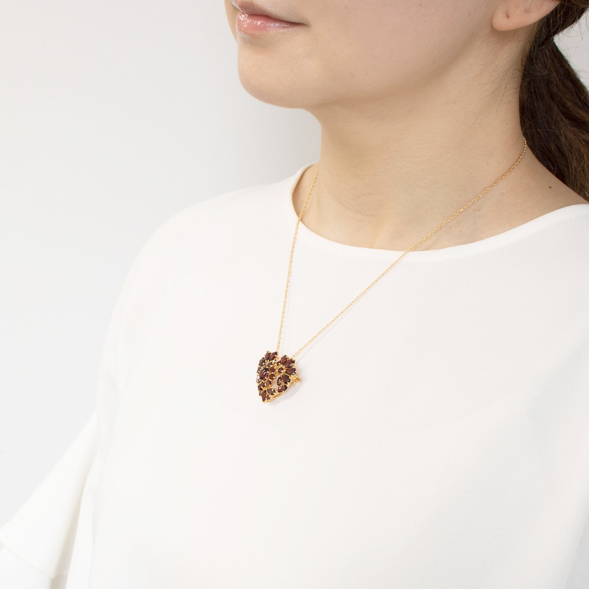 ガーネット シルバーブローチ兼ペンダントトップ(ハートモチーフ/1月誕生石)《24T10309》