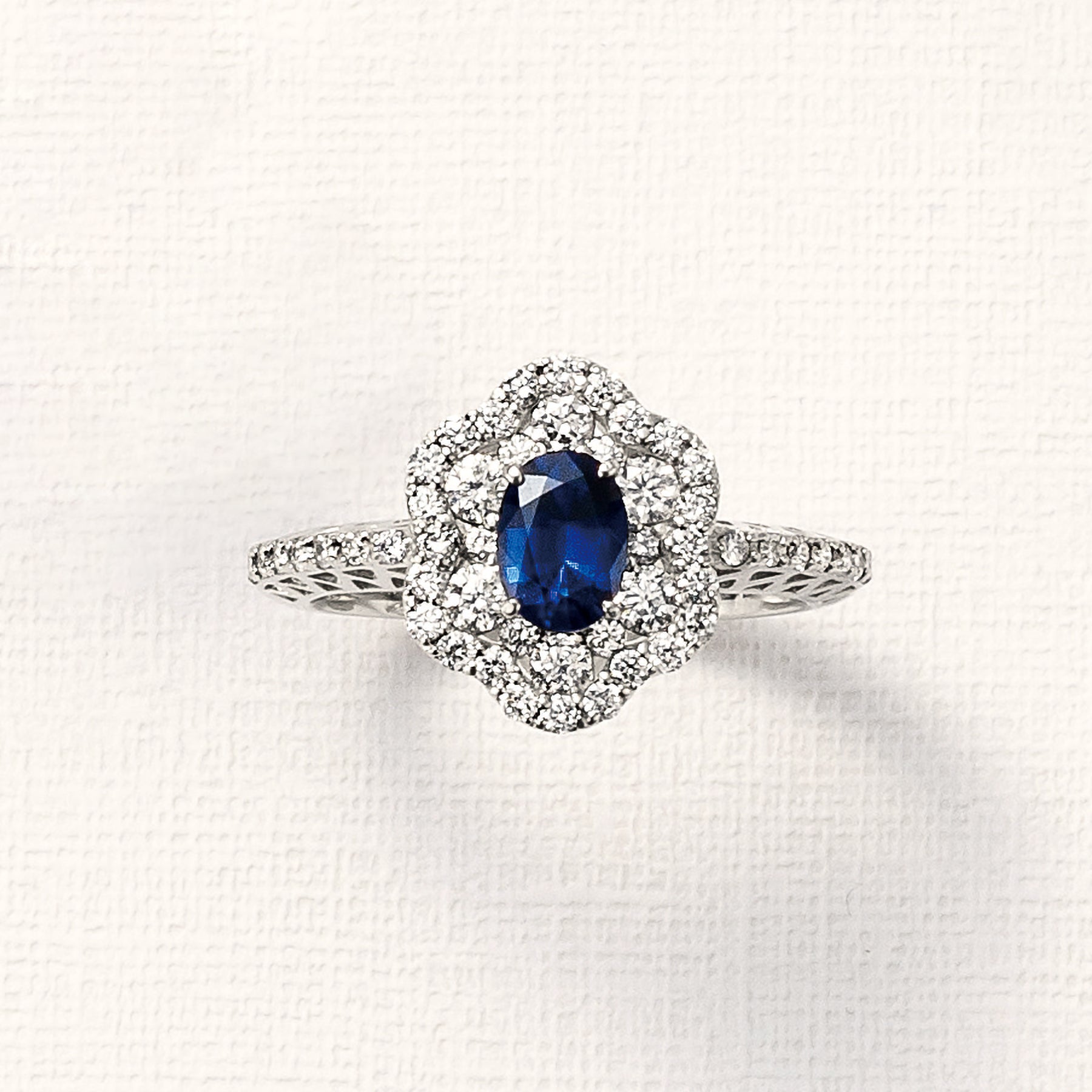 【限定1点】サファイア/ダイヤモンド プラチナリング(0.67カラット/非加熱/9月誕生石/鑑別書付)《25C30122》