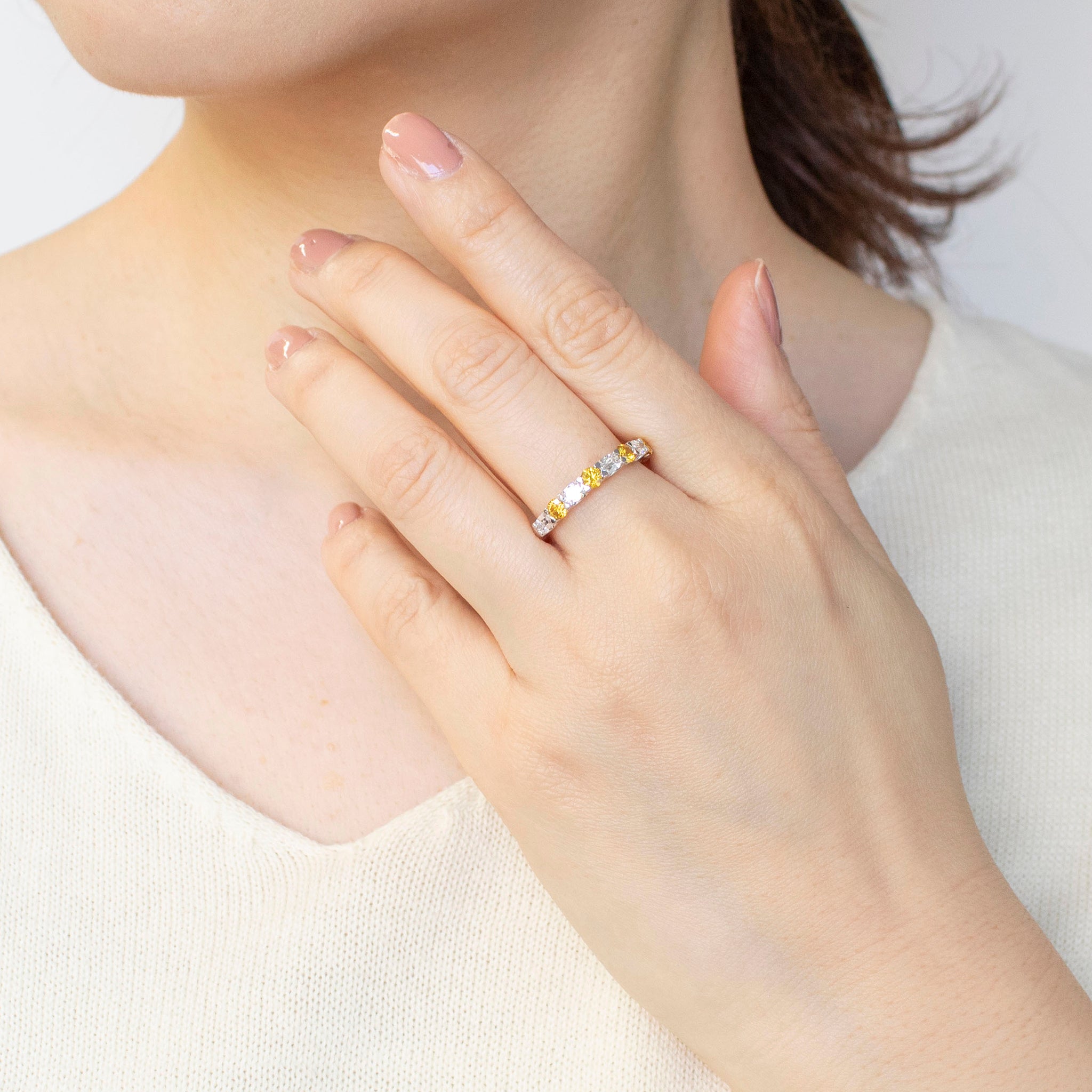 【限定1点】イエローダイヤモンド/ダイヤモンド プラチナリング(ファンシーヴィヴィッドオレンジィイエロー/SI2/4月誕生石/グレーディングレポート付)《25C30127》