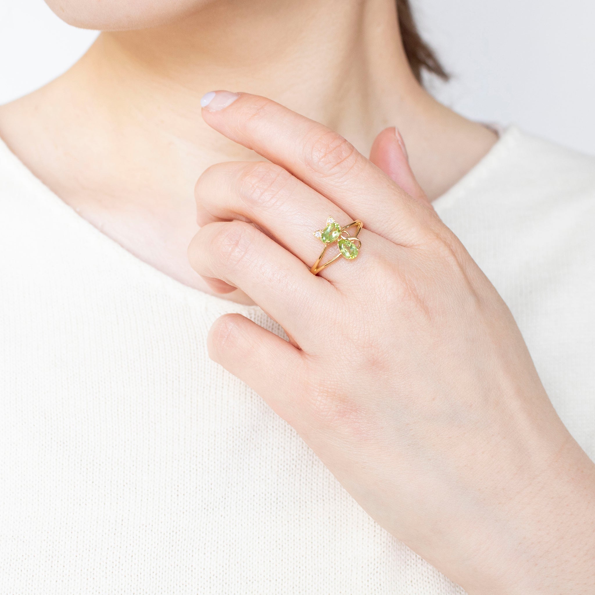 ペリドット K18リング(ネコモチーフ/8月誕生石)《25C40107》