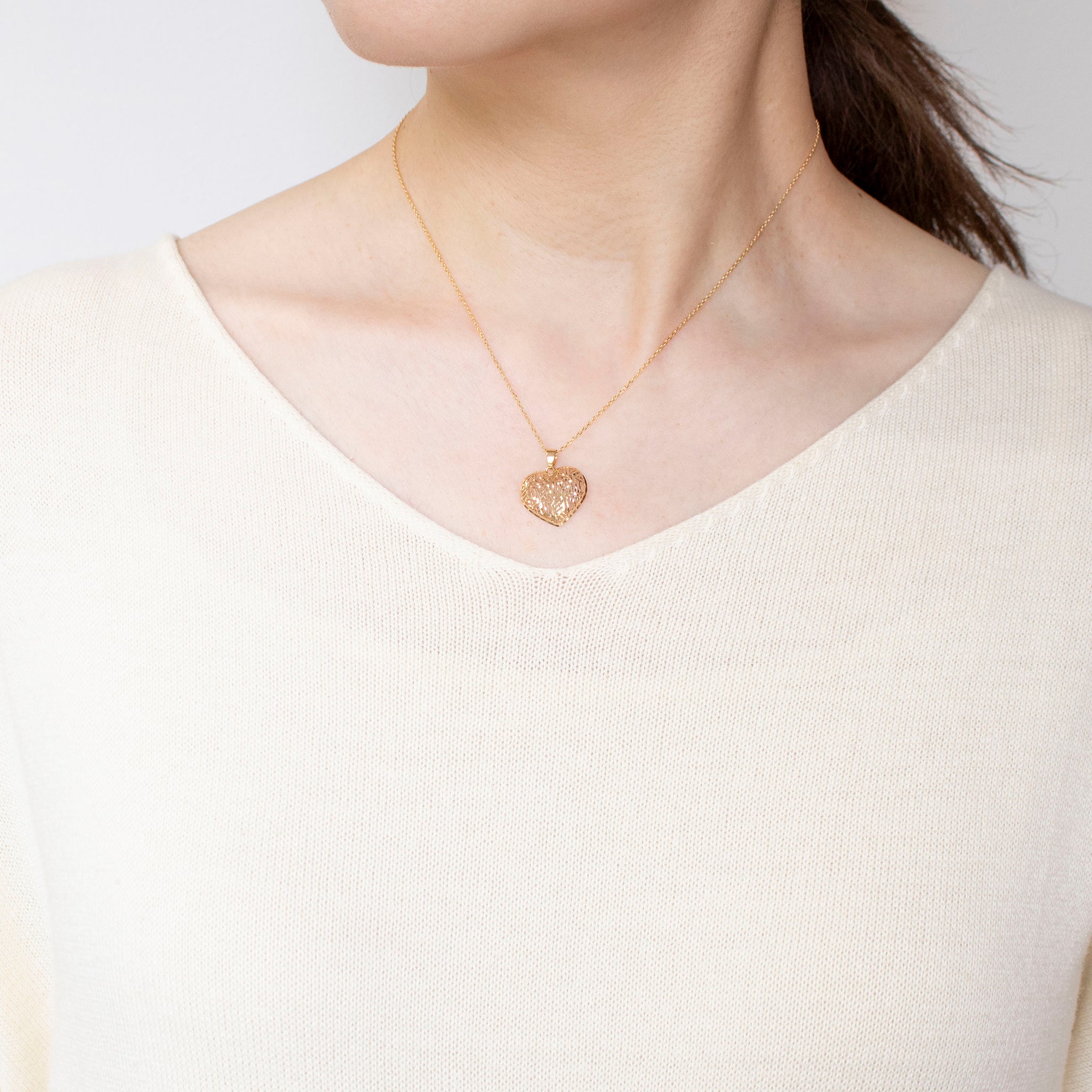 K18ペンダントトップ(ハートモチーフ)《25C60119》