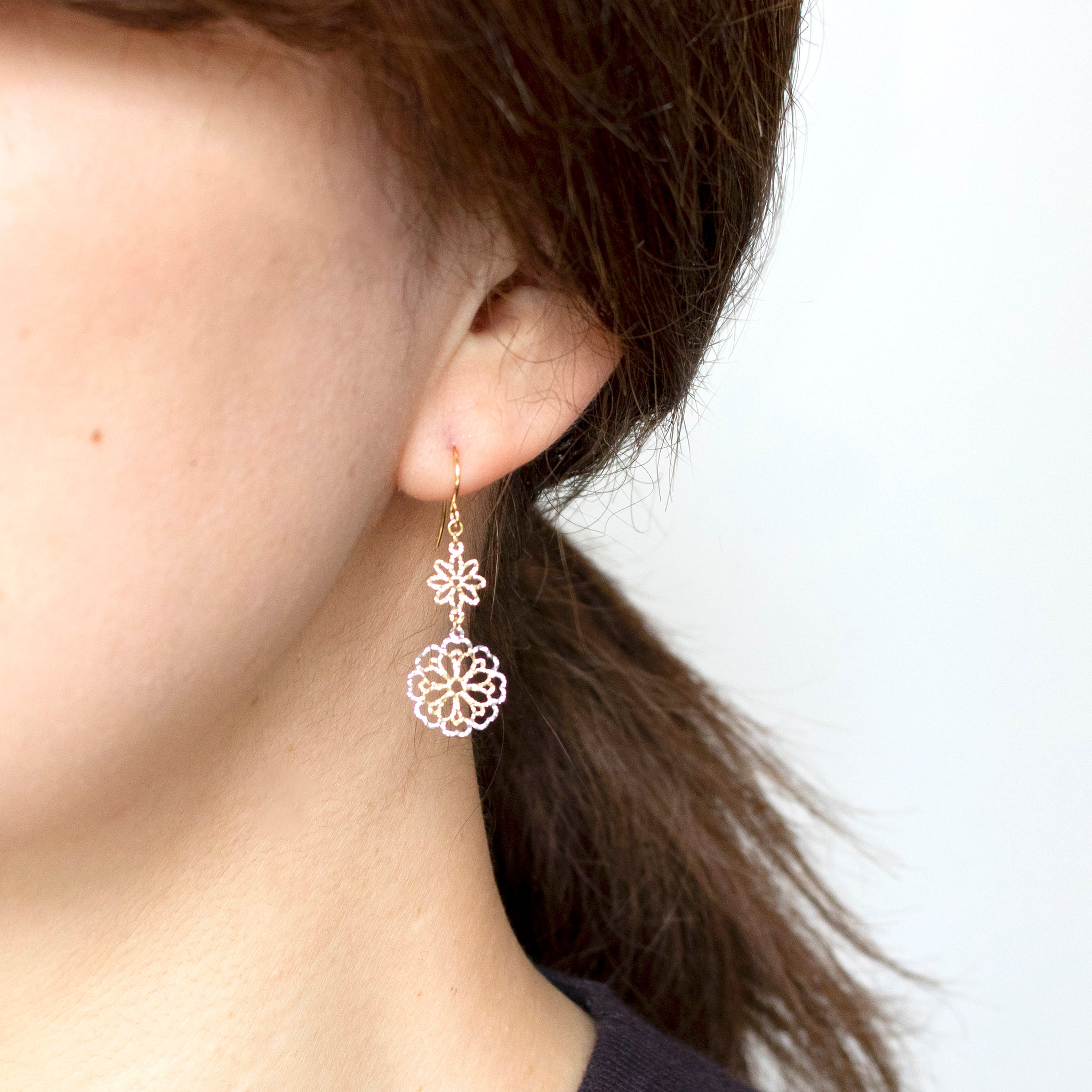 K18ピアス(コンビカラー/フラワーモチーフ)《25C60123》