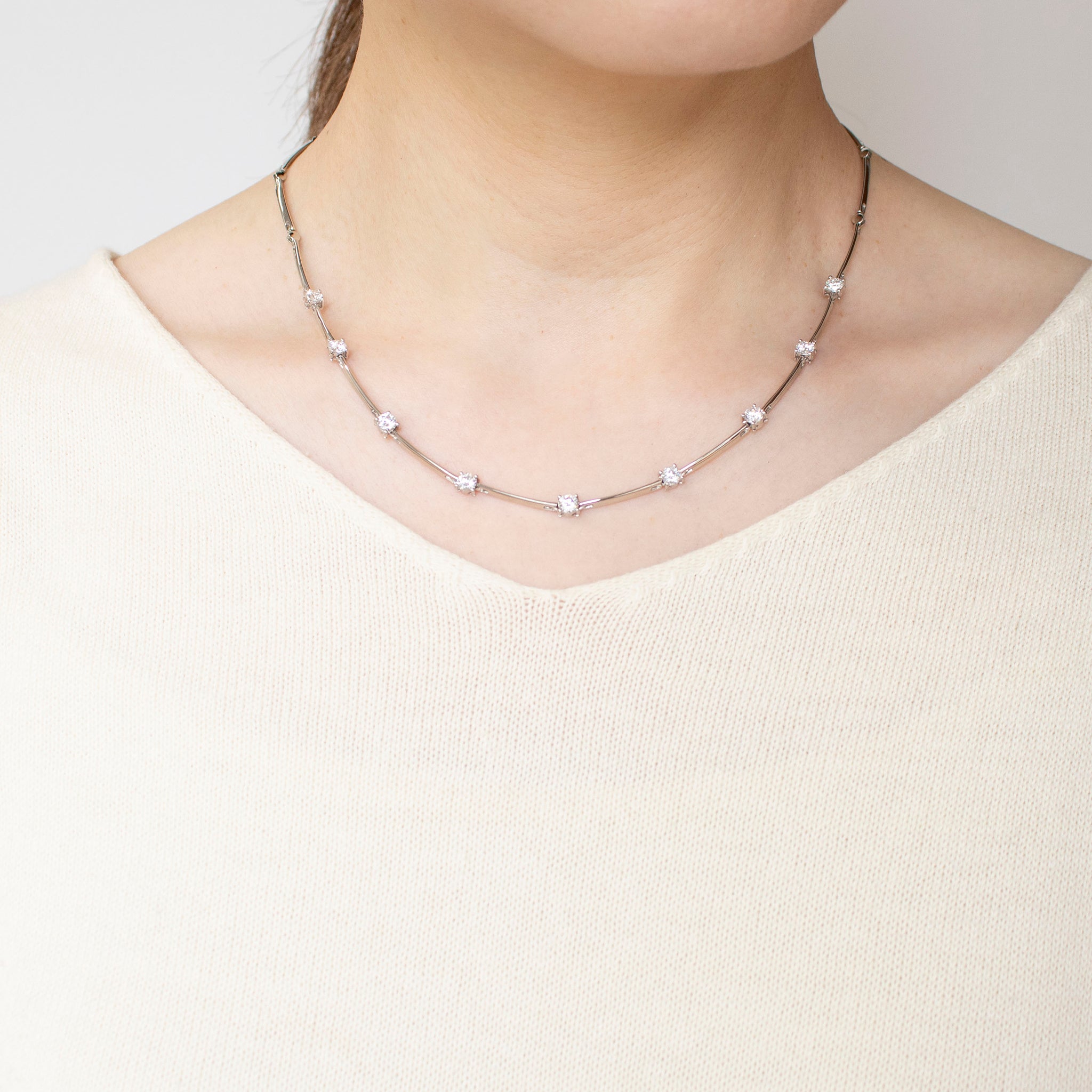 ダイヤモンド プラチナネックレス(計2.0カラット/Dカラー/SI2/GOOD/グレーディングレポート付/4月誕生石)《25C60126》