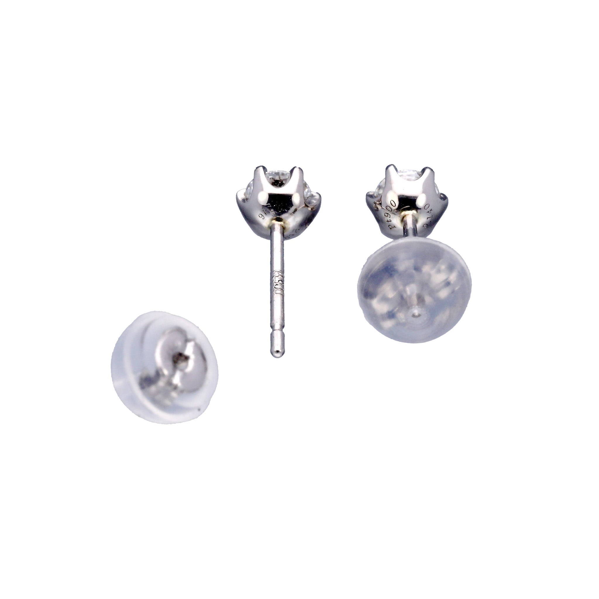 ダイヤモンド プラチナピアス(計0.28カラット/Dカラー/IF(インターナリーフローレス)/EX/グレーディングレポート付/4月誕生石)《25C60131》