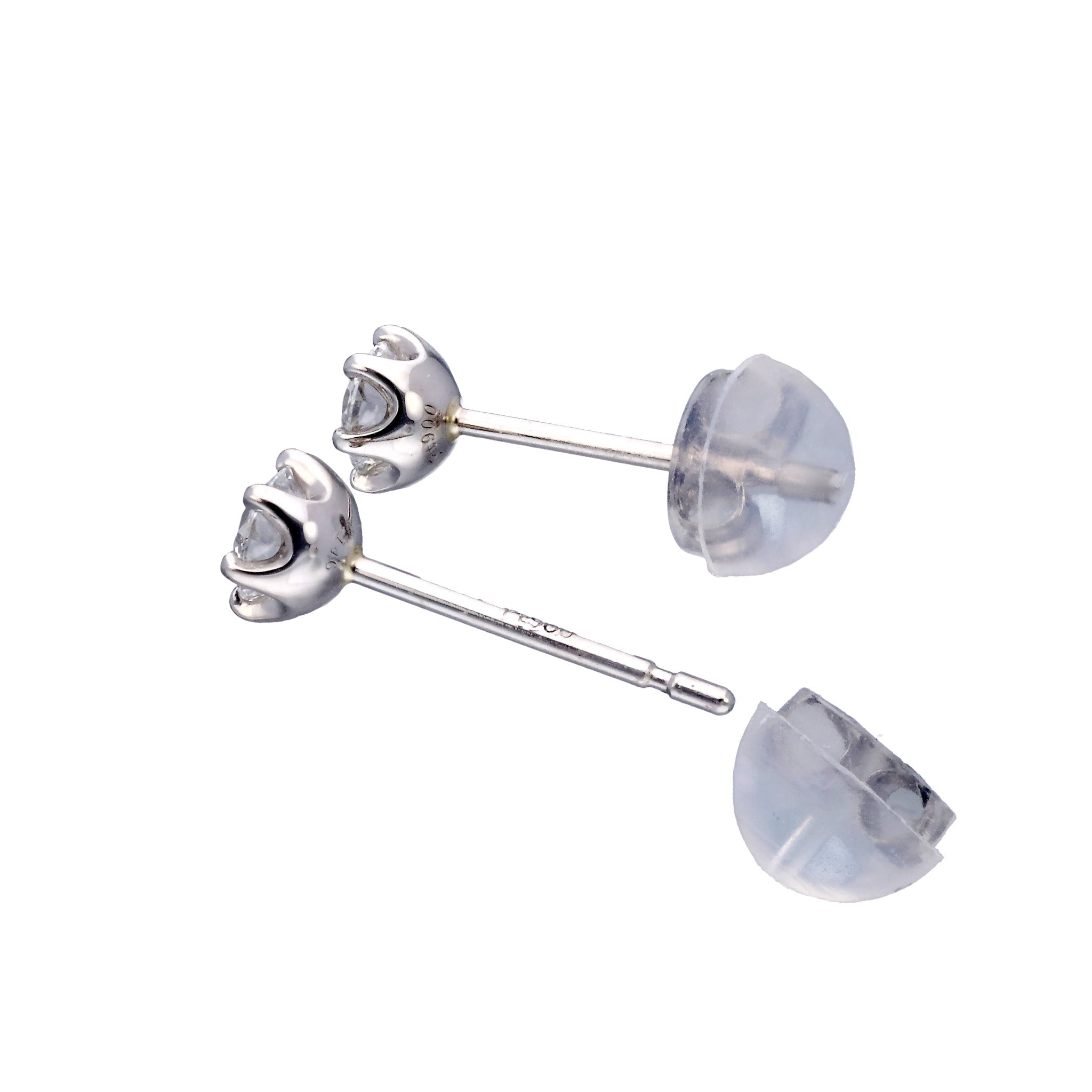 ダイヤモンド プラチナピアス(計0.28カラット/Dカラー/IF(インターナリーフローレス)/EX/グレーディングレポート付/4月誕生石)《25C60131》