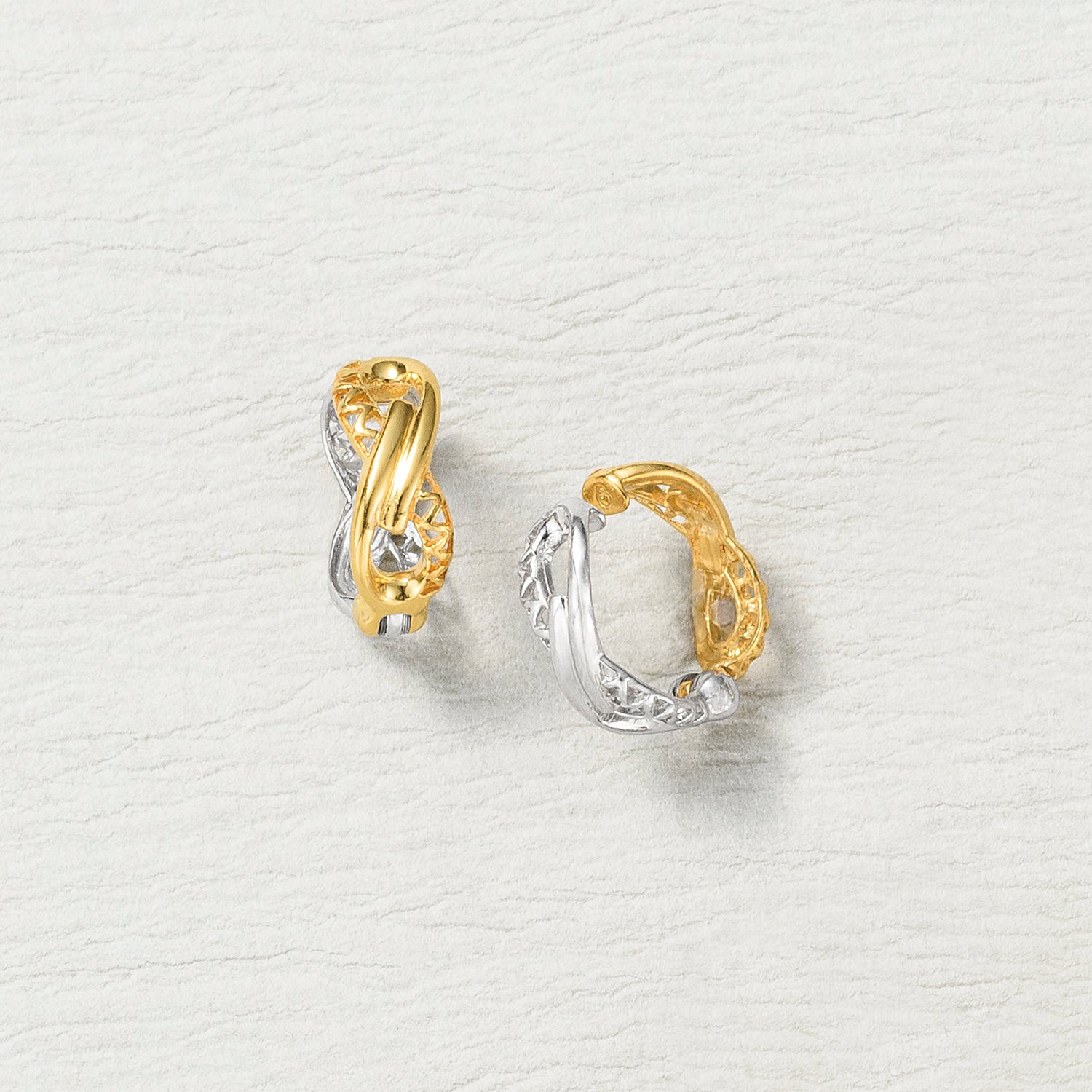 K10イヤリング(ピアリング/リバーシブル/コンビカラー)《25C70125》