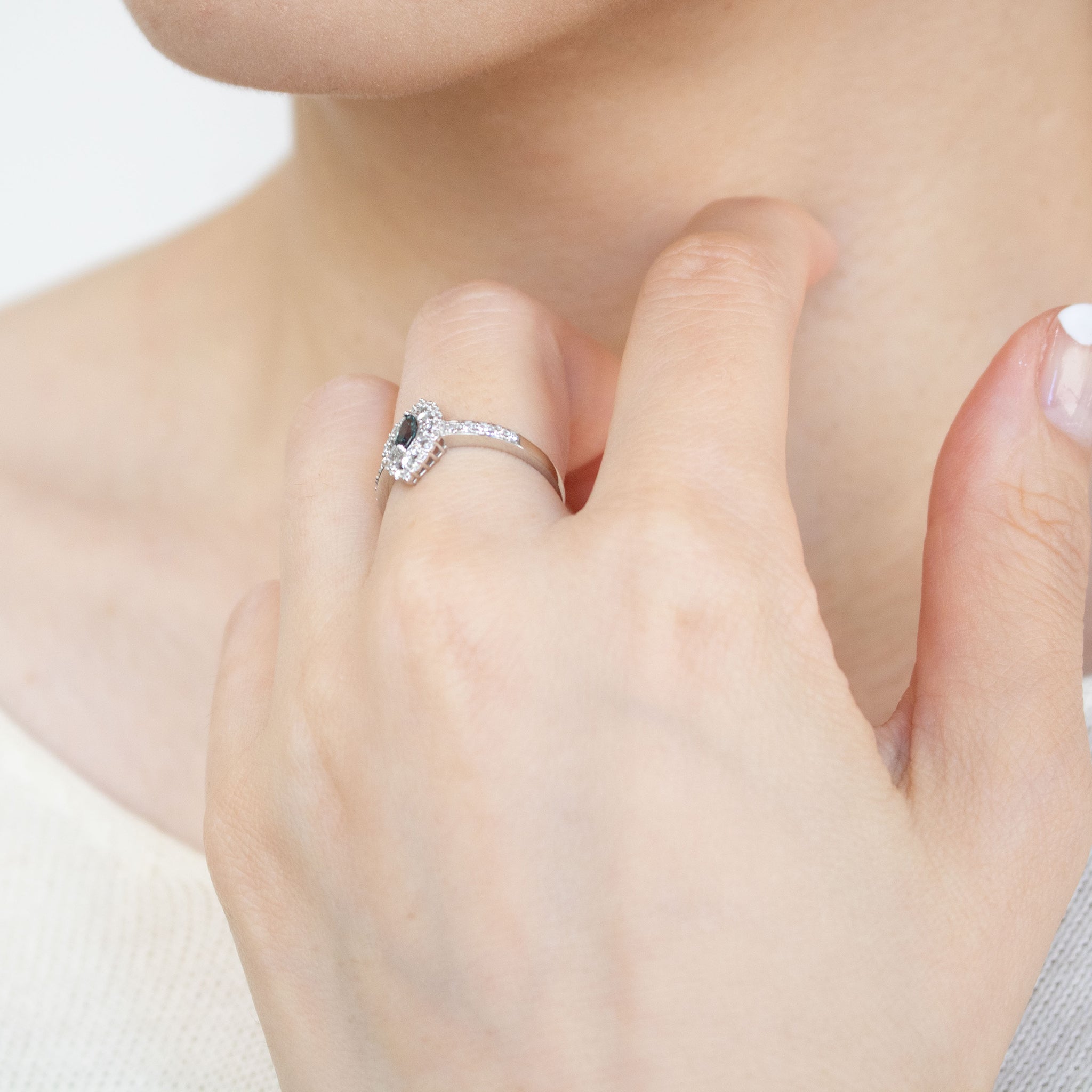 アレキサンドライト/ダイヤモンド プラチナリング(6月誕生石)《25C80116》