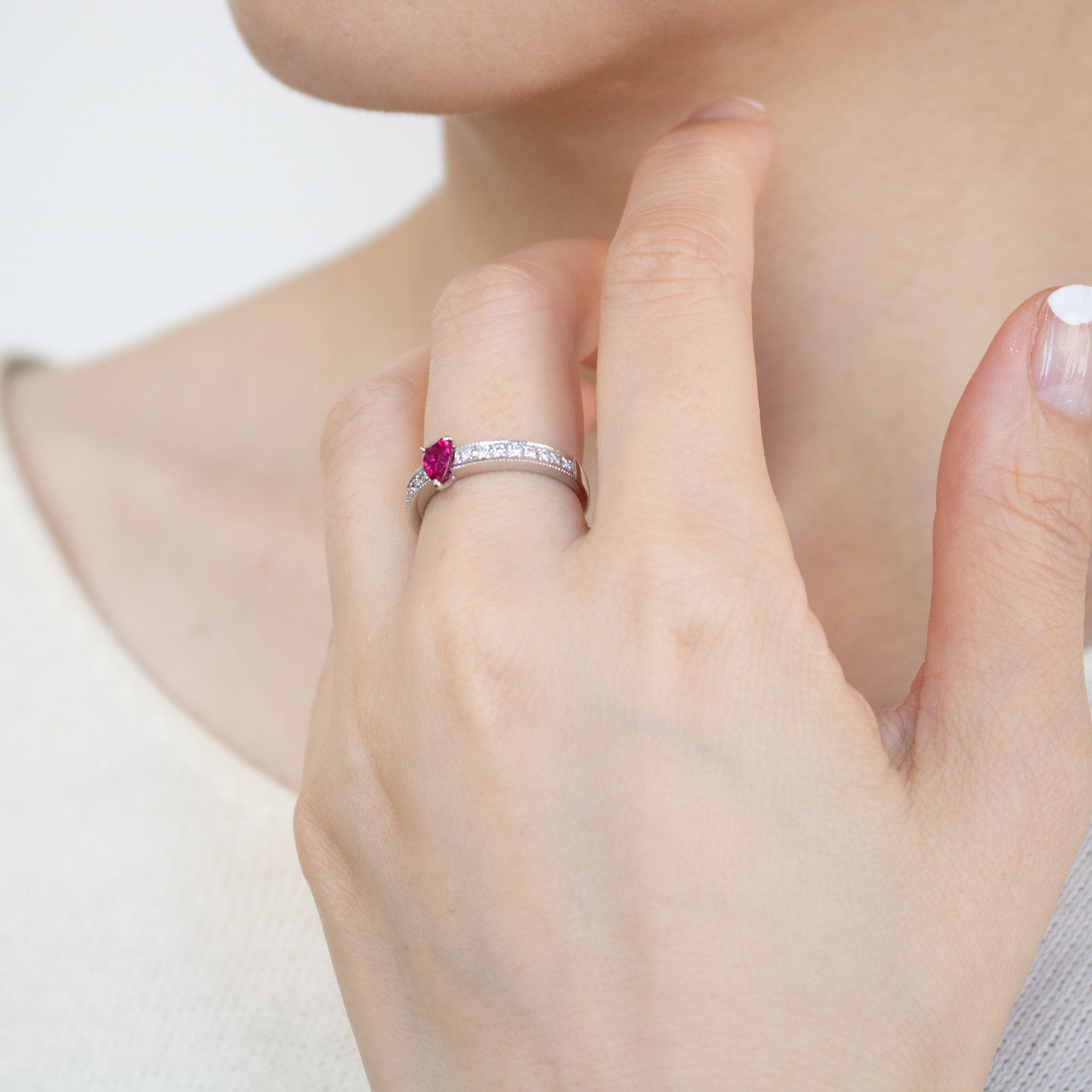 【限定1点】ルビー/ダイヤモンド プラチナリング(ノーヒート/非加熱/ピジョンブラッド/7月誕生石/鑑別書付)《25C80129》