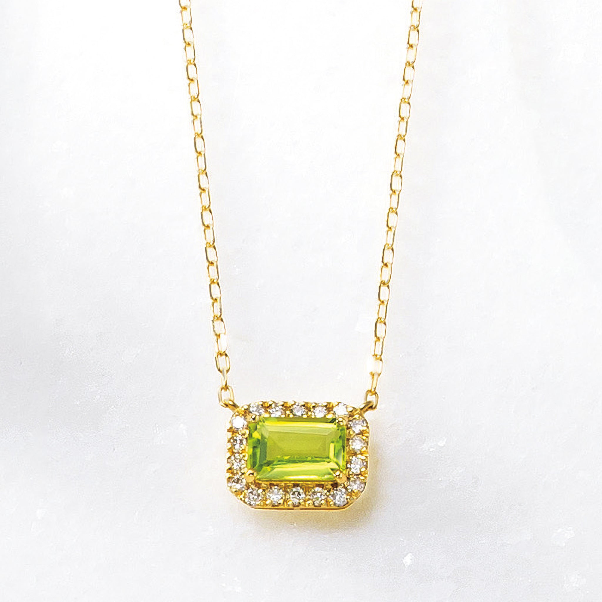 ペリドット/ダイヤモンド K18ネックレス(8月誕生石)《25H00302》