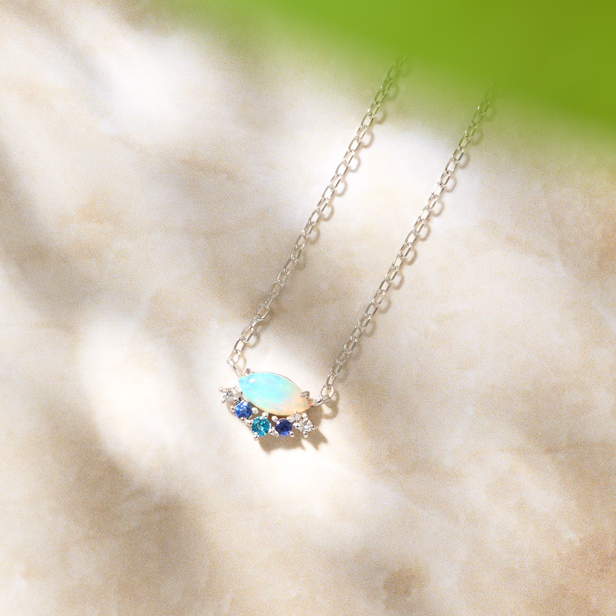 オパール/ブルートパーズ プラチナネックレス《25H00303》