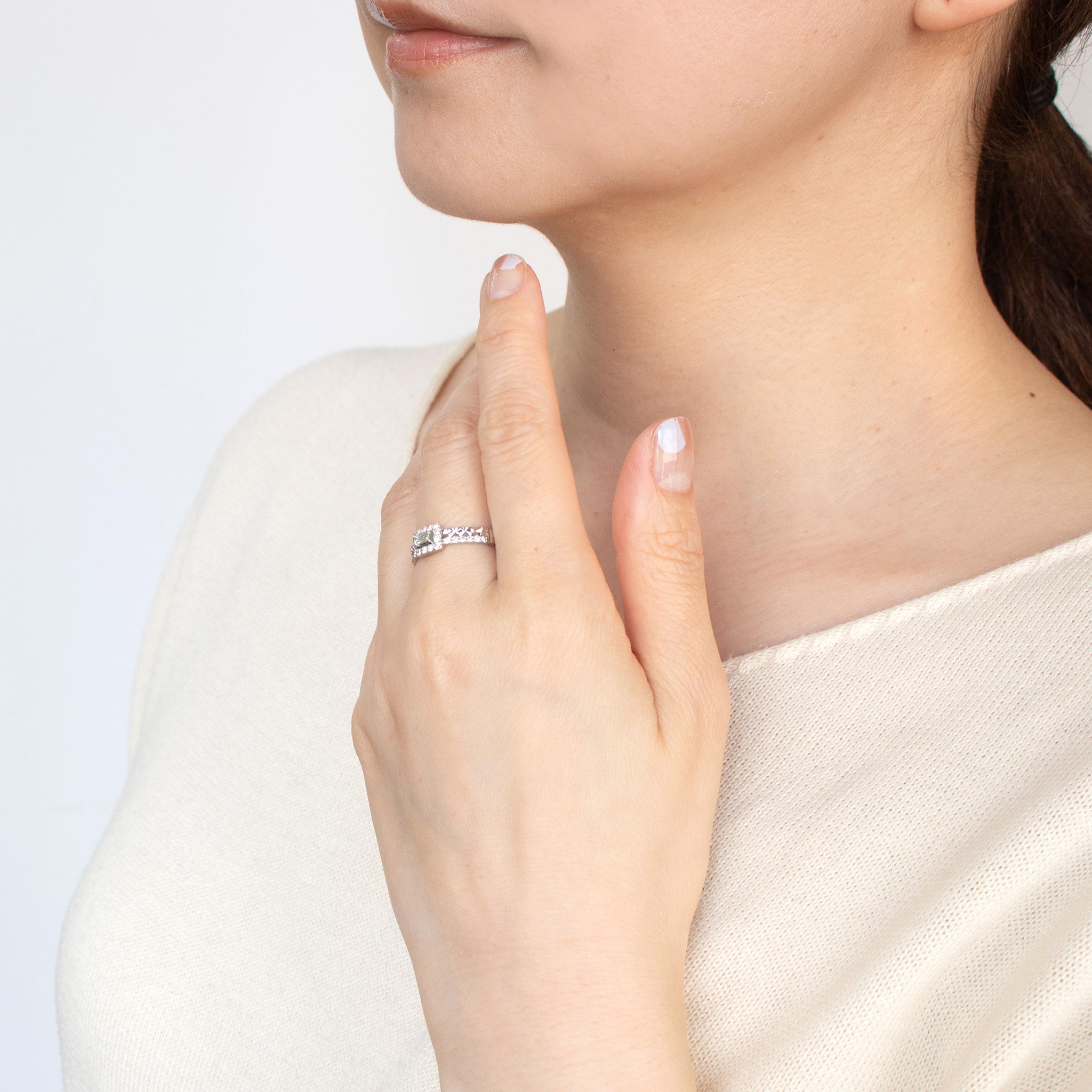 ダイヤモンド プラチナリング(バゲットカット/4月誕生石)《25H00406》