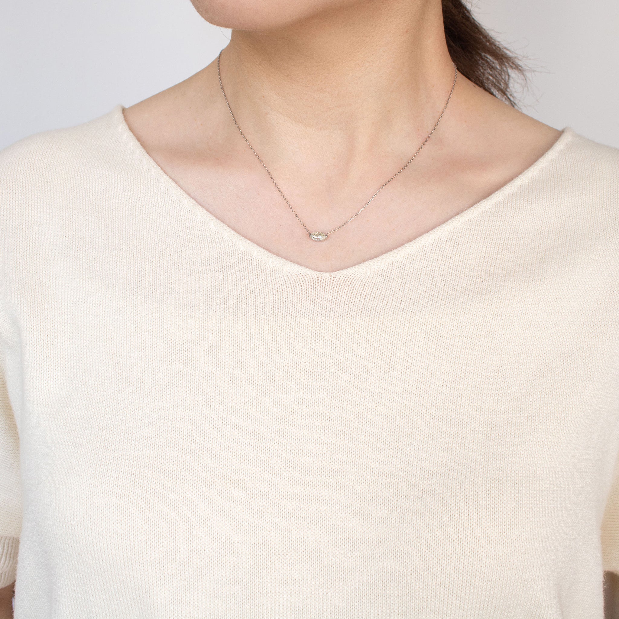 ダイヤモンド プラチナネックレス(0.5カラット/マーキス/4月誕生石)《25H00407》