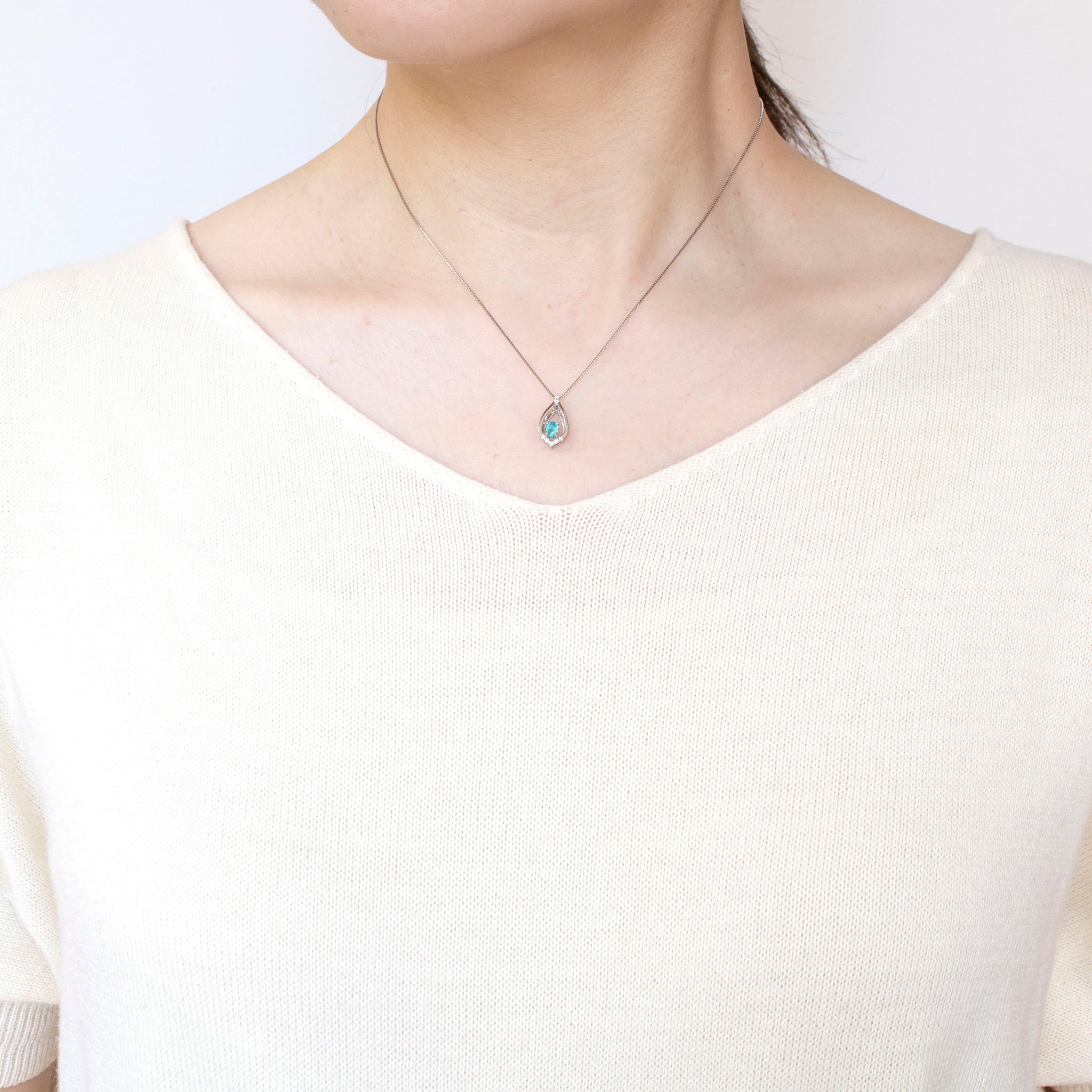 パライバトルマリン/ダイヤモンド プラチナネックレス(10月誕生石/鑑別書付)《25H00504》