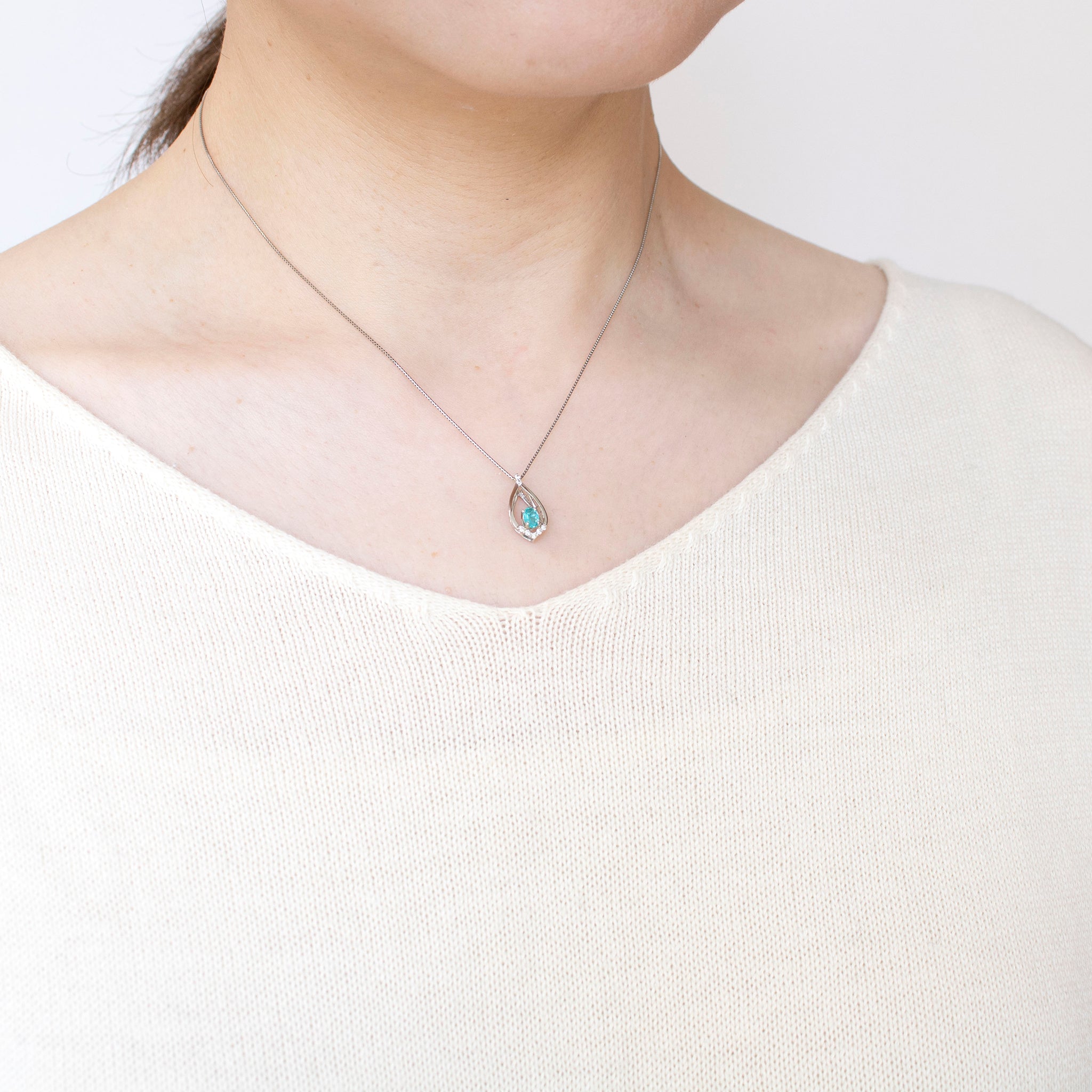 パライバトルマリン/ダイヤモンド プラチナネックレス(10月誕生石/鑑別書付)《25H00504》