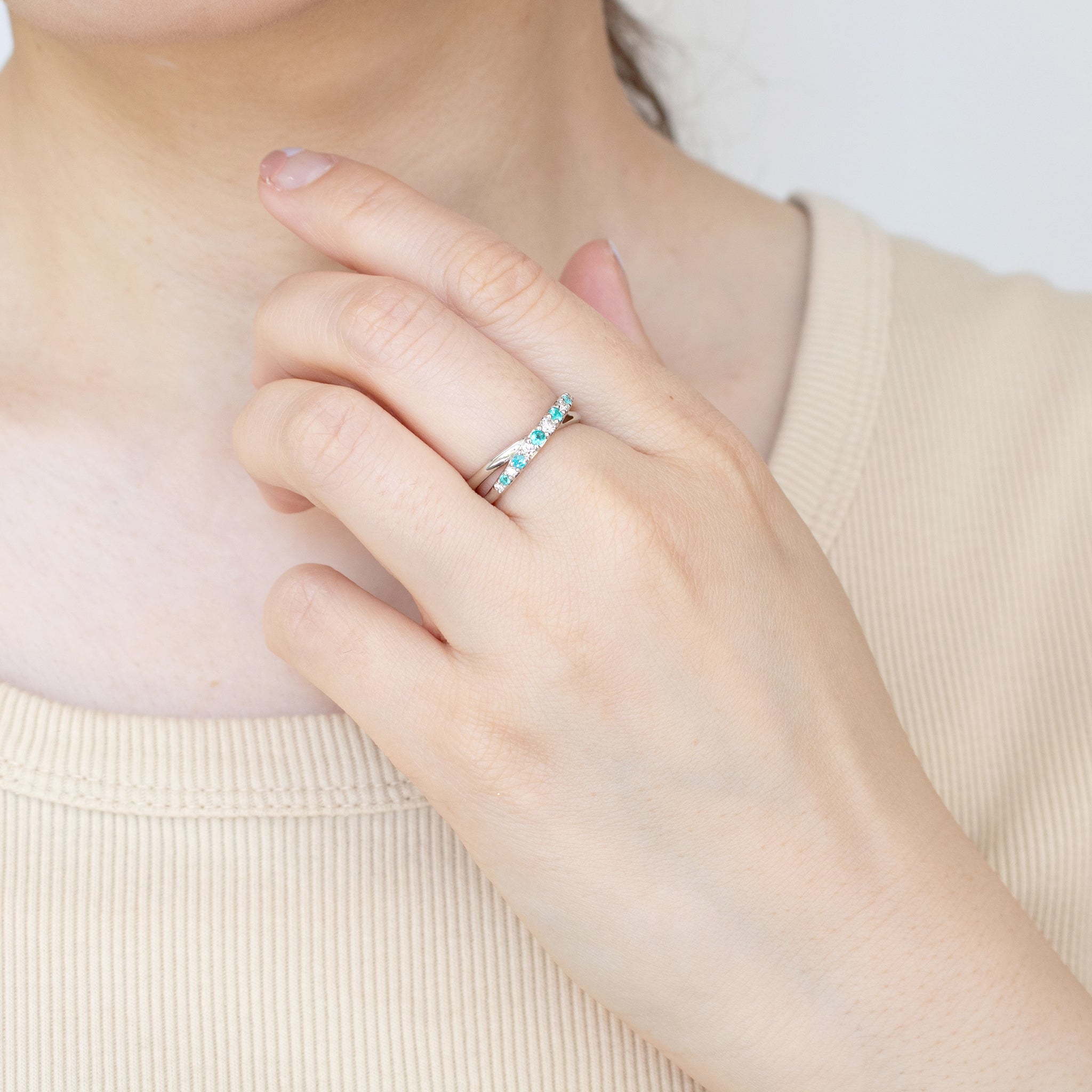 パライバトルマリン/ダイヤモンド プラチナリング(10月誕生石/鑑別書付)《25H00505》