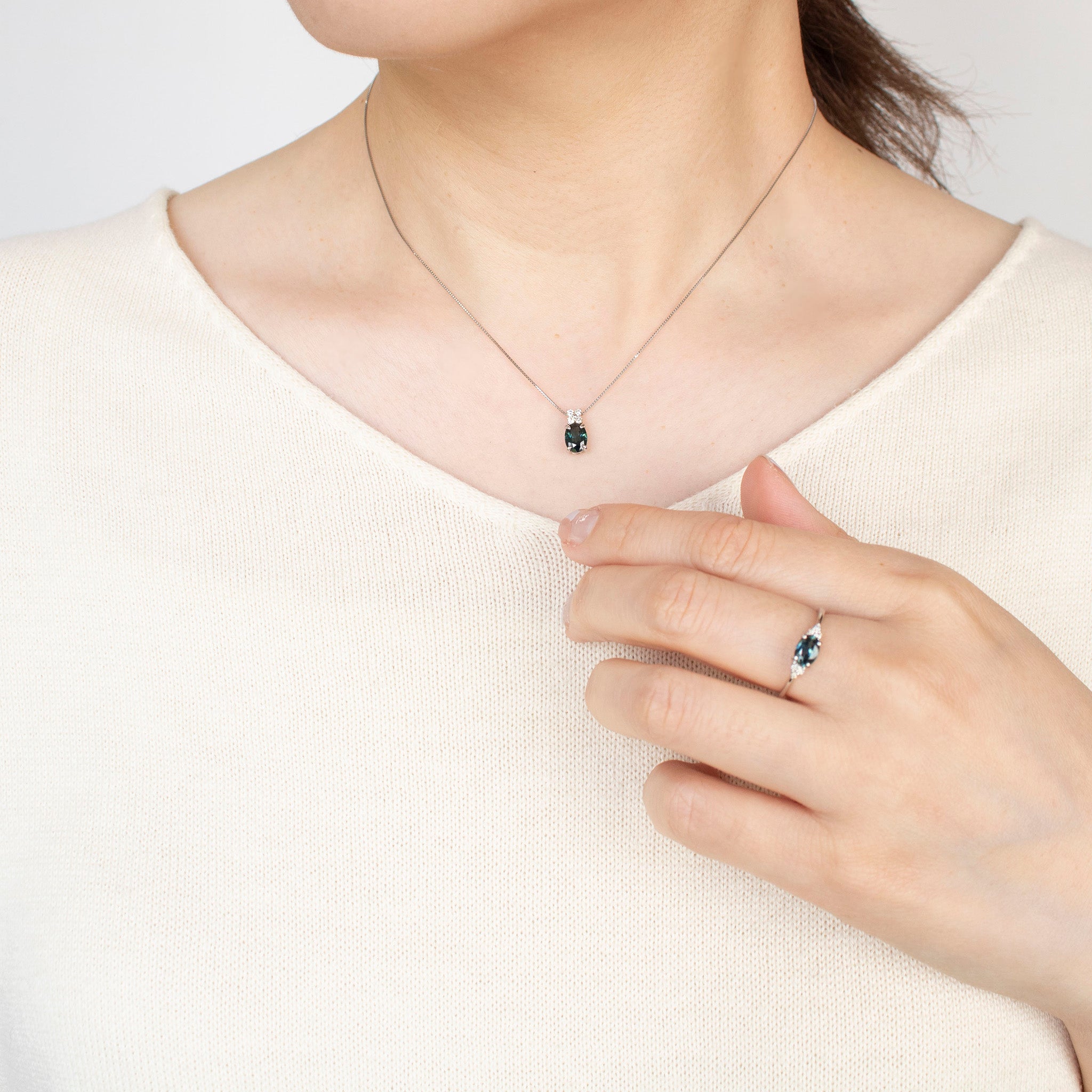 ティールサファイア/ダイヤモンド プラチナネックレス(非加熱/9月誕生石/鑑別書付)《25H00701》