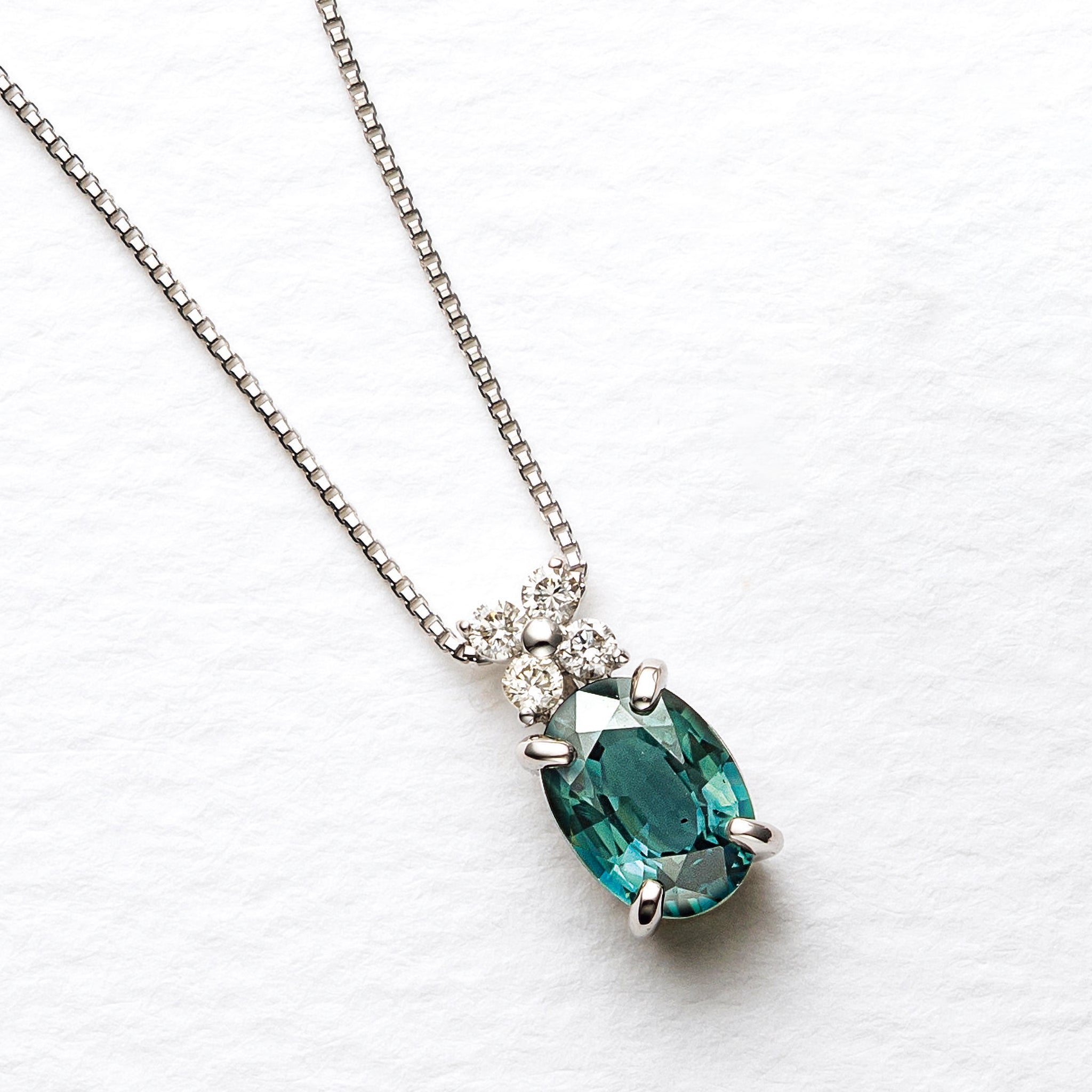 ティールサファイア/ダイヤモンド プラチナネックレス(非加熱/9月誕生石/鑑別書付)《25H00701》