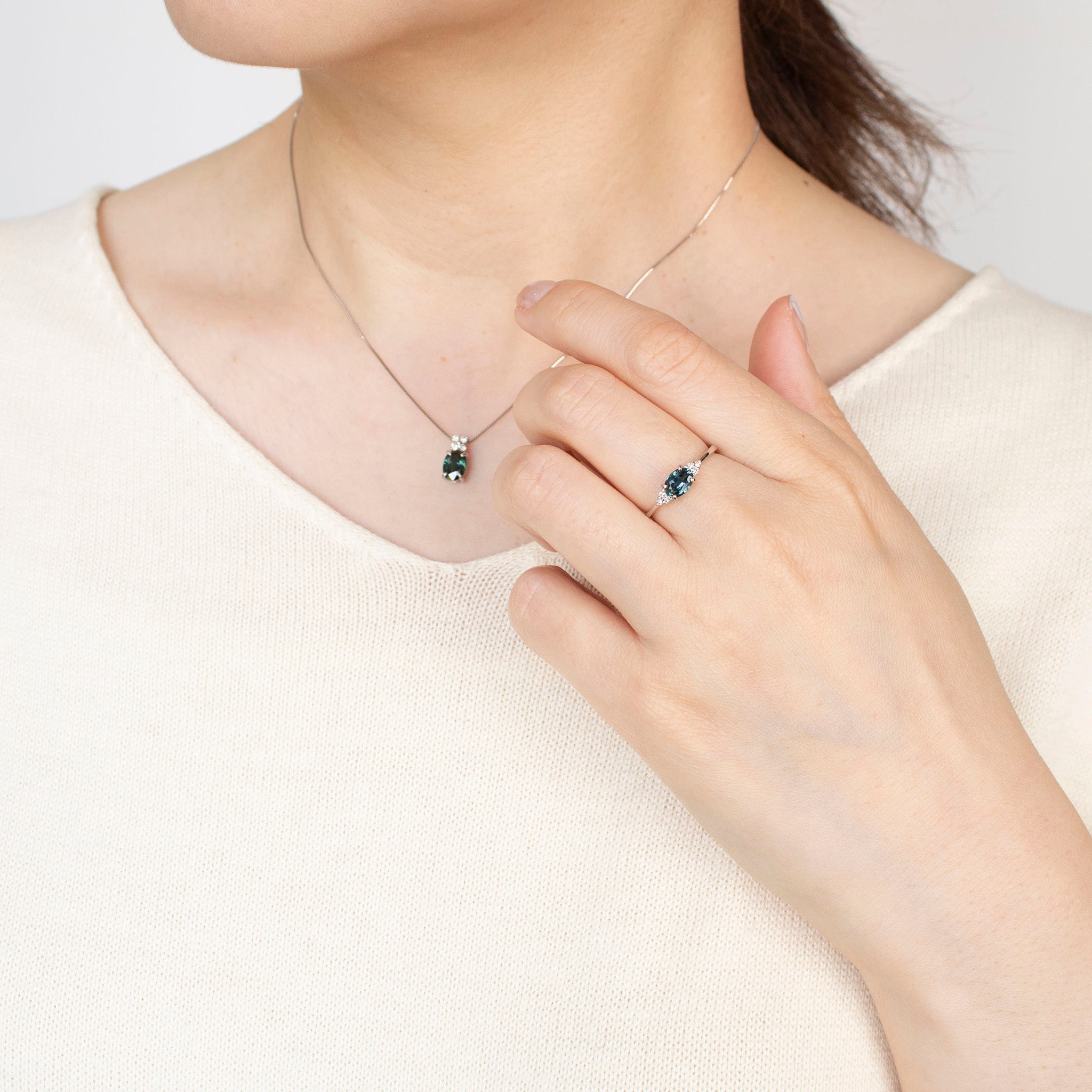 ティールサファイア/ダイヤモンド プラチナリング(非加熱/9月誕生石/鑑別書付)《25H00702》