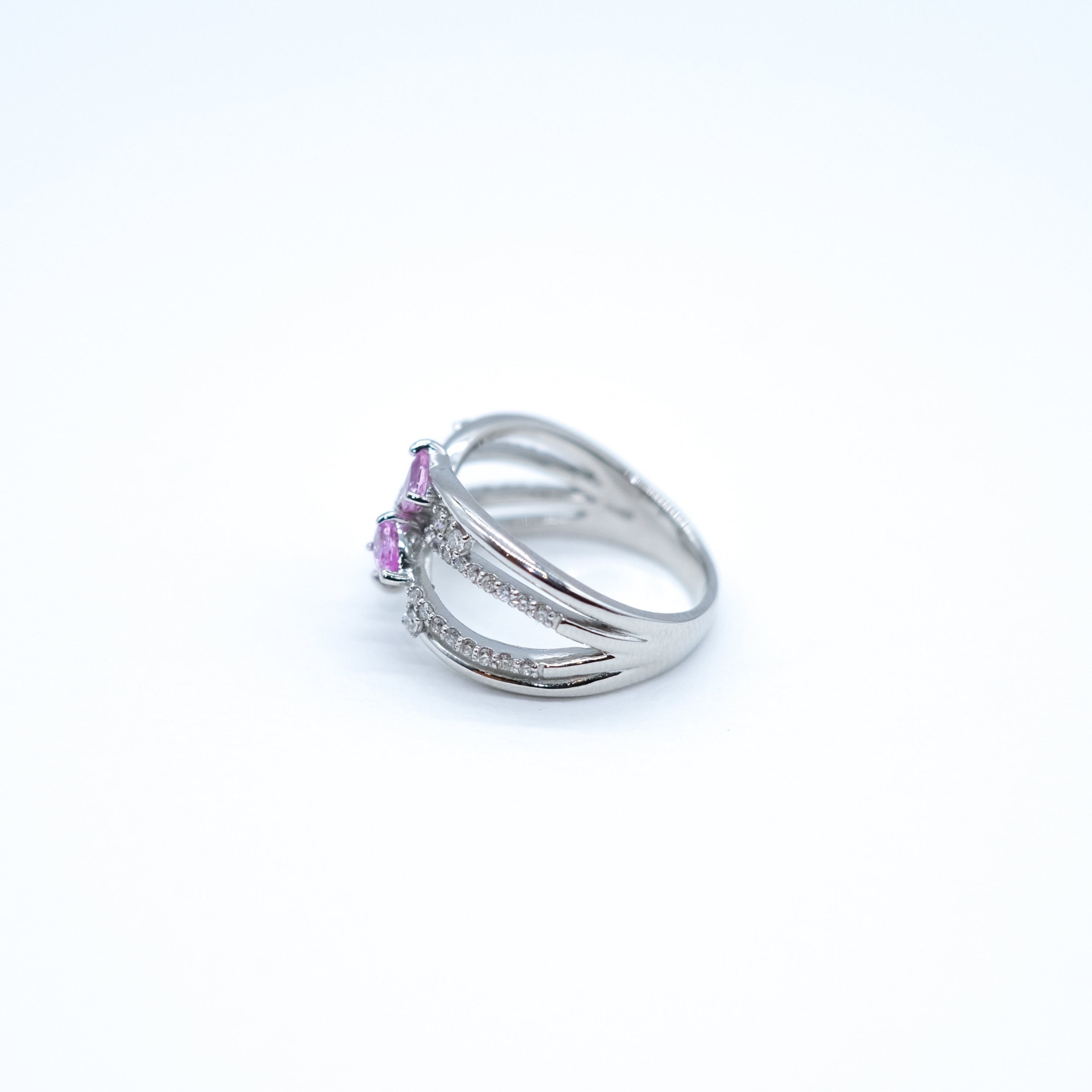 ピンクサファイア/ダイヤモンド プラチナリング(9月誕生石/鑑別書付)《25H00703》
