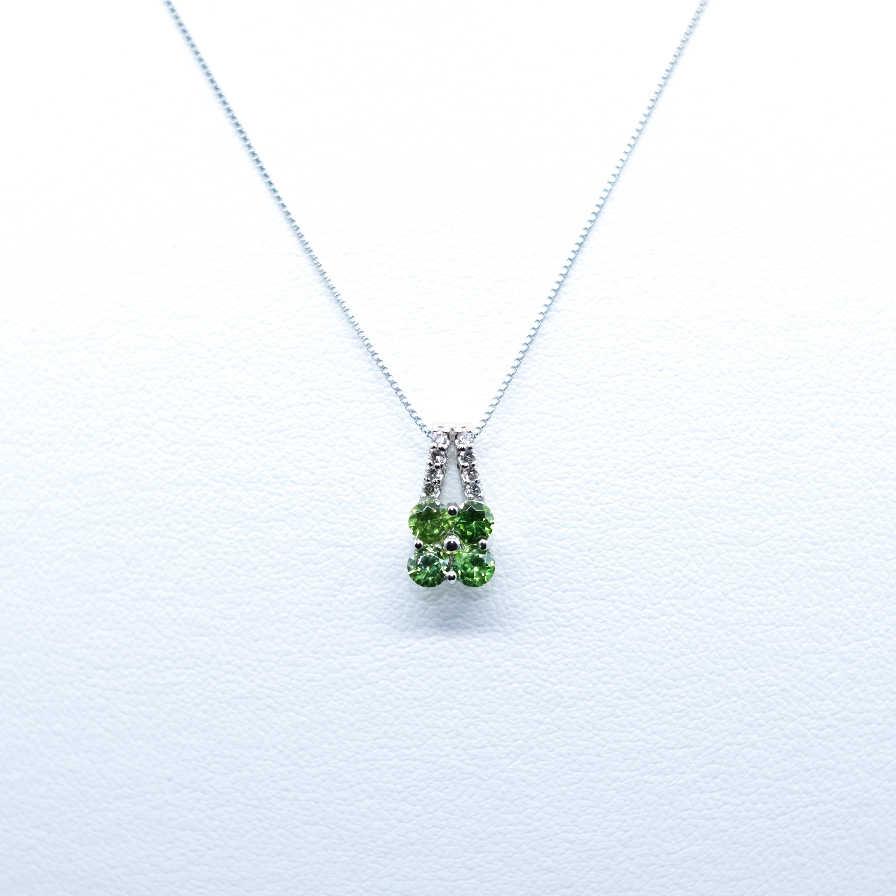 デマントイドガーネット/ダイヤモンド プラチナネックレス(1月誕生石)《25H00707》