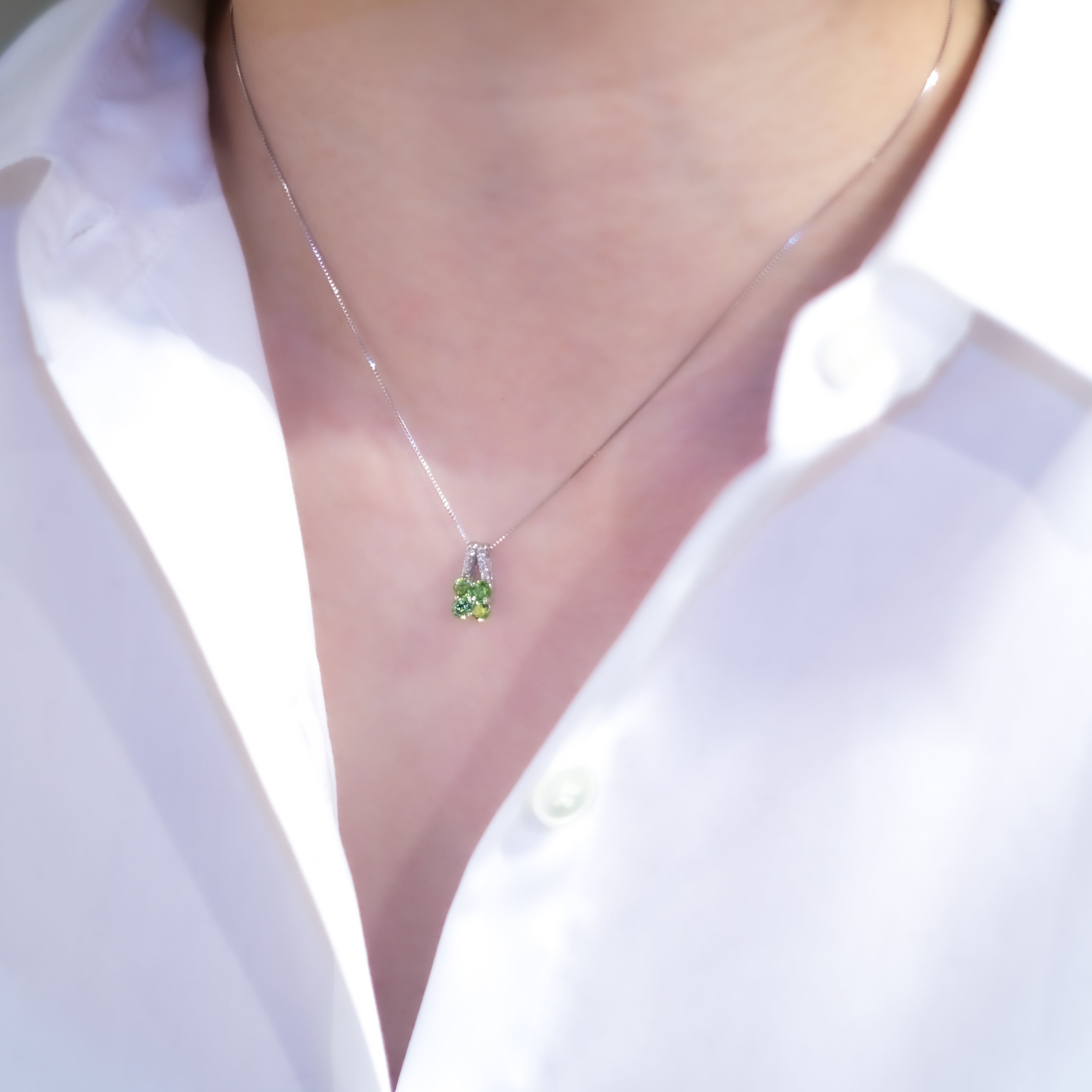 デマントイドガーネット/ダイヤモンド プラチナネックレス(1月誕生石)《25H00707》