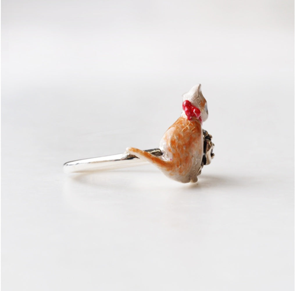 エナメル/ガーネット シルバーリング(ネコモチーフ)《25H01006》