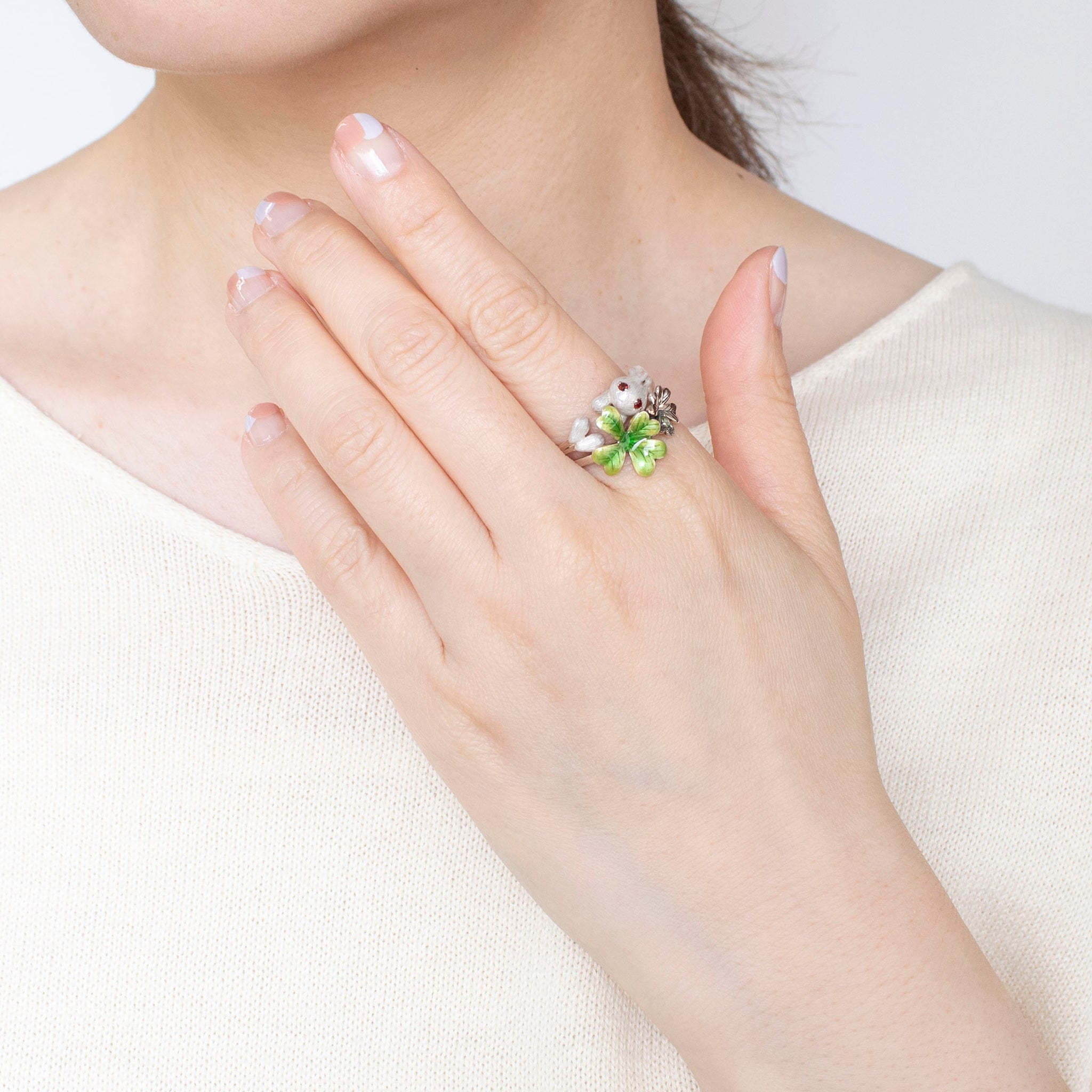 エナメル/ガーネット シルバーリング2本セット(ウサギモチーフ)《25H01007》