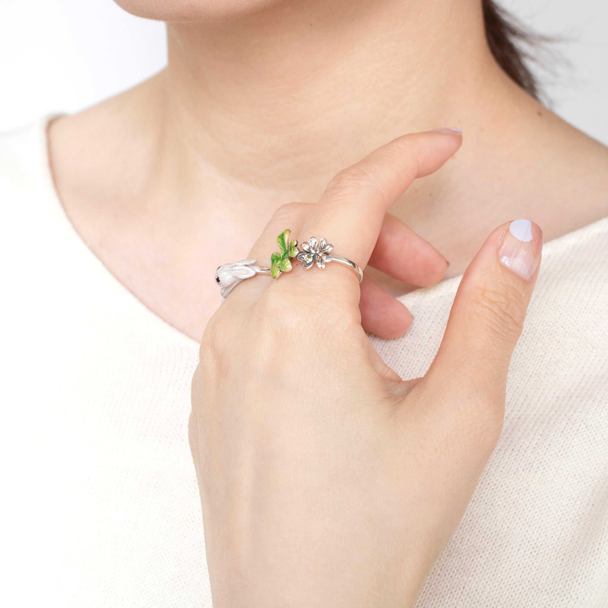 エナメル/ガーネット シルバーリング2本セット(ウサギモチーフ)《25H01007》