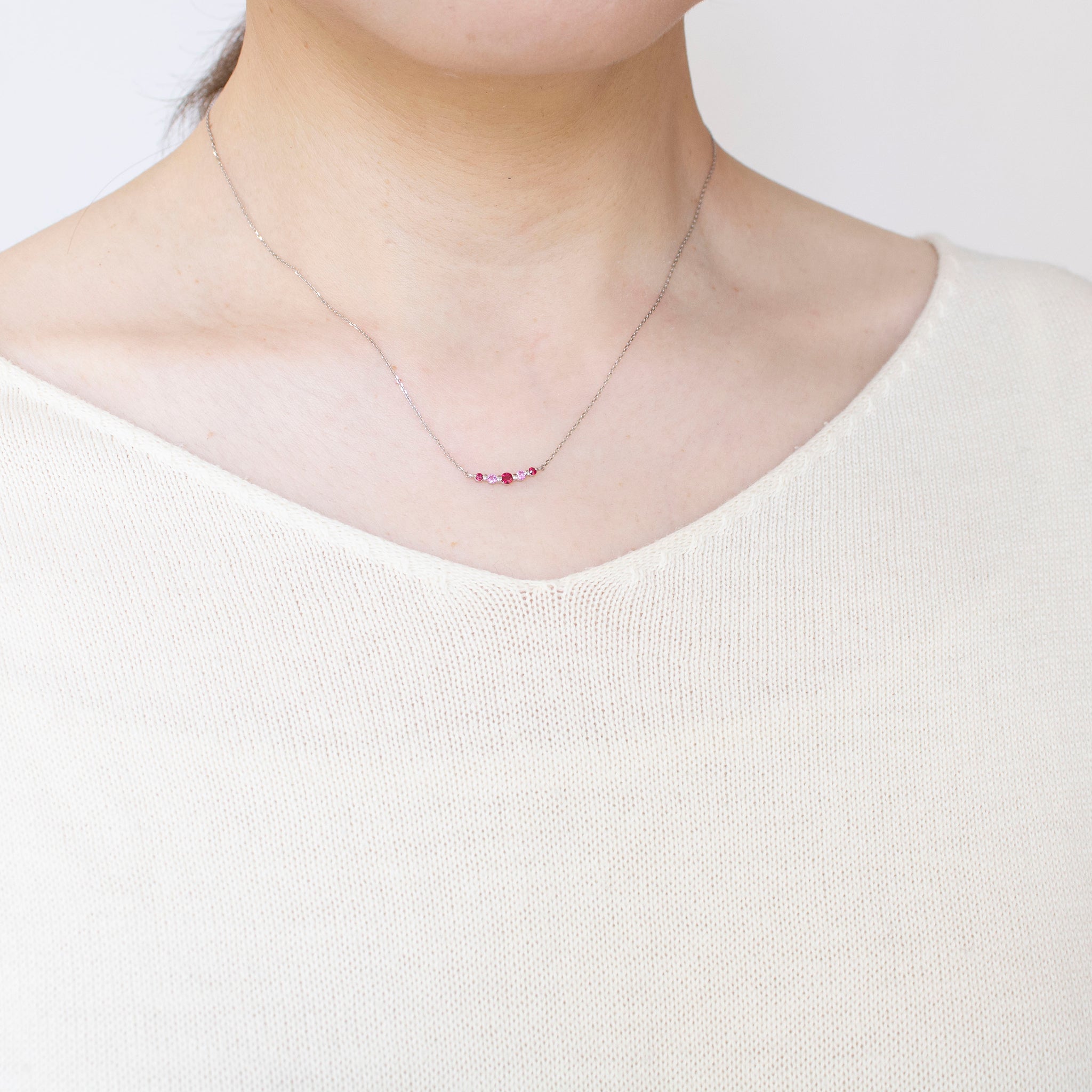 ルビー プラチナネックレス(7月誕生石)《25H01208》