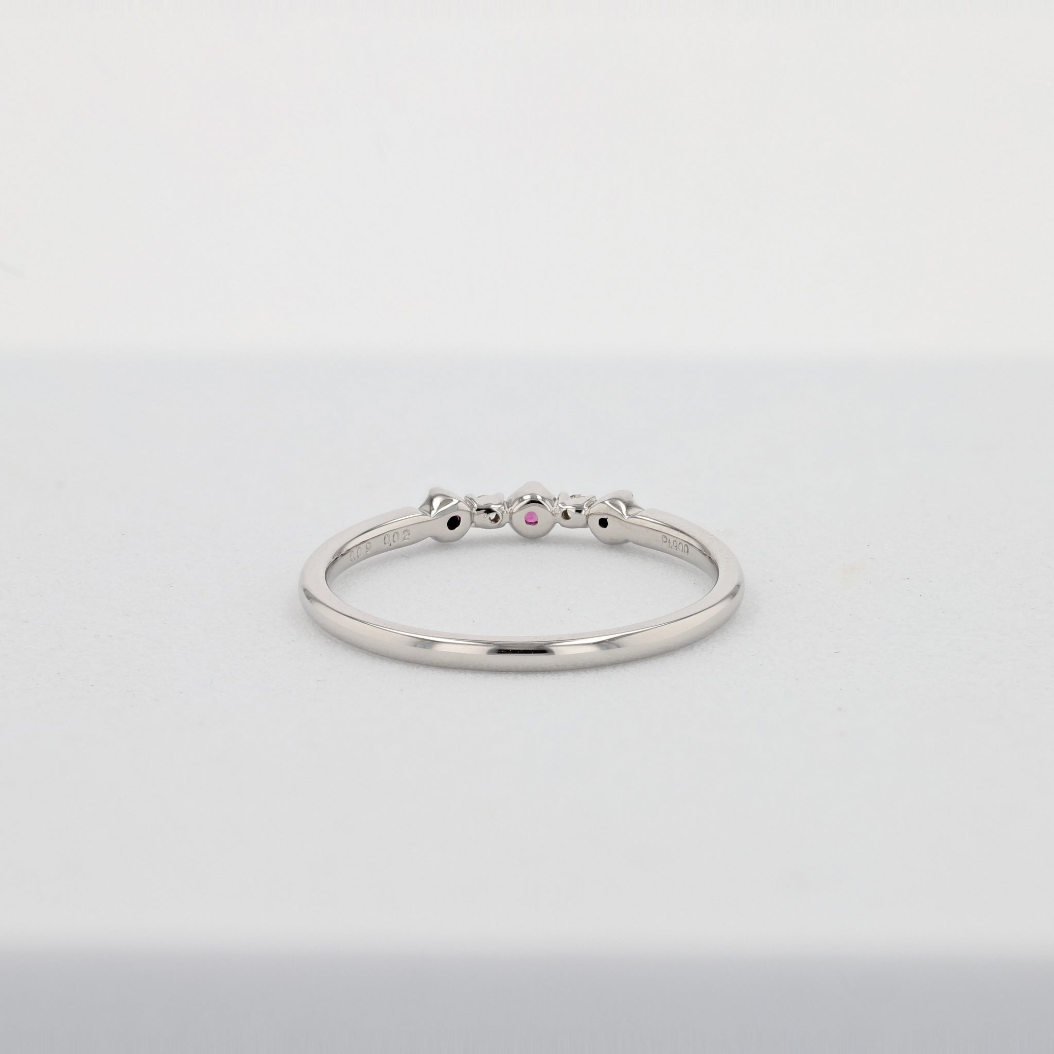 ルビー/ダイヤモンド プラチナリング(7月誕生石)《25H01209》