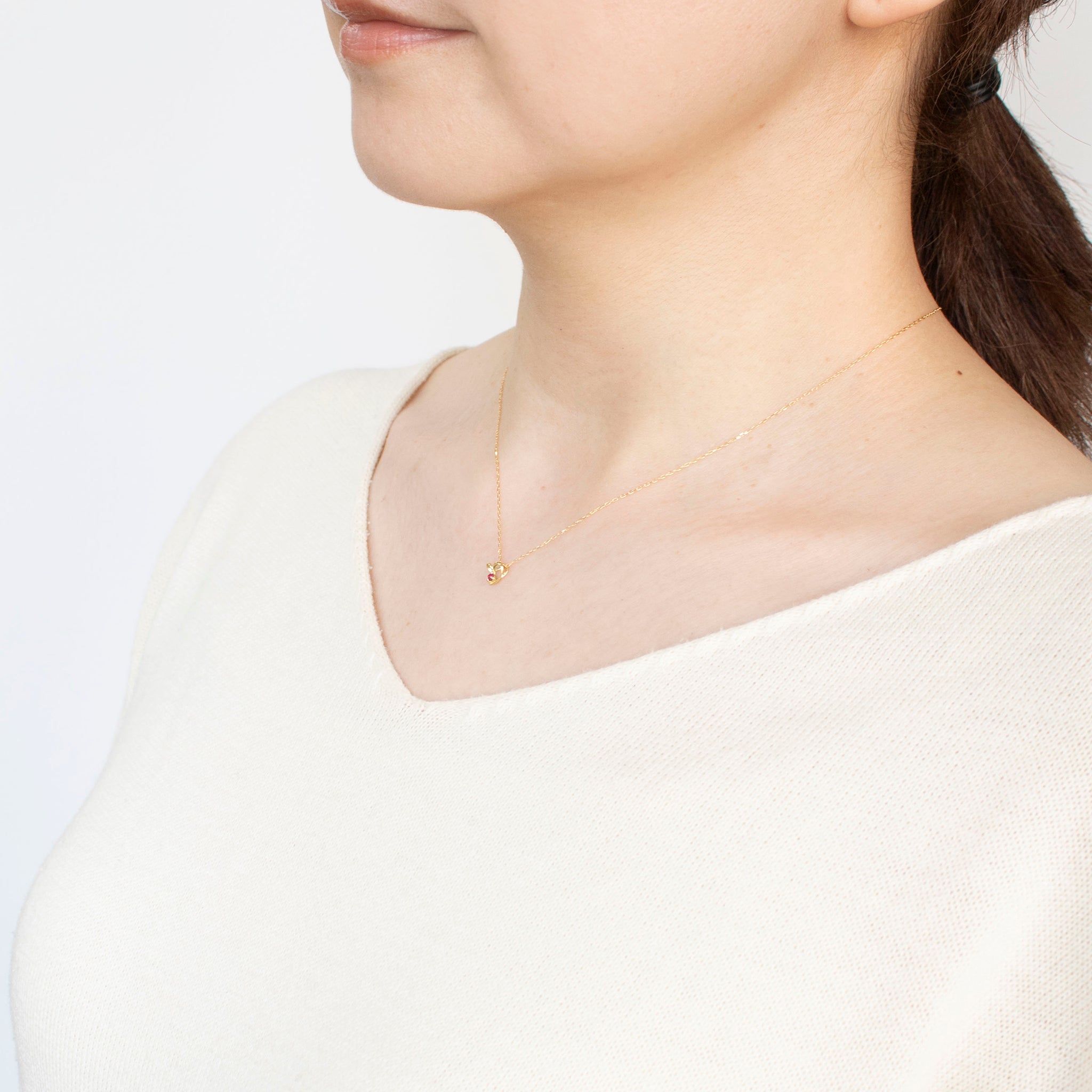 ルビー K18ネックレス(ハートモチーフ/7月誕生石)《25H01210》