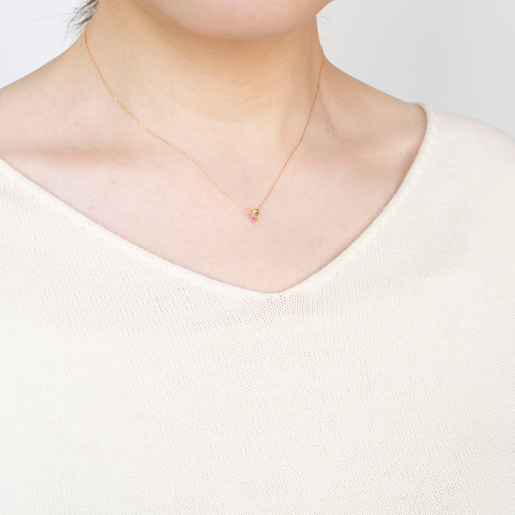 ルビー K18ネックレス(ハートモチーフ/7月誕生石)《25H01210》