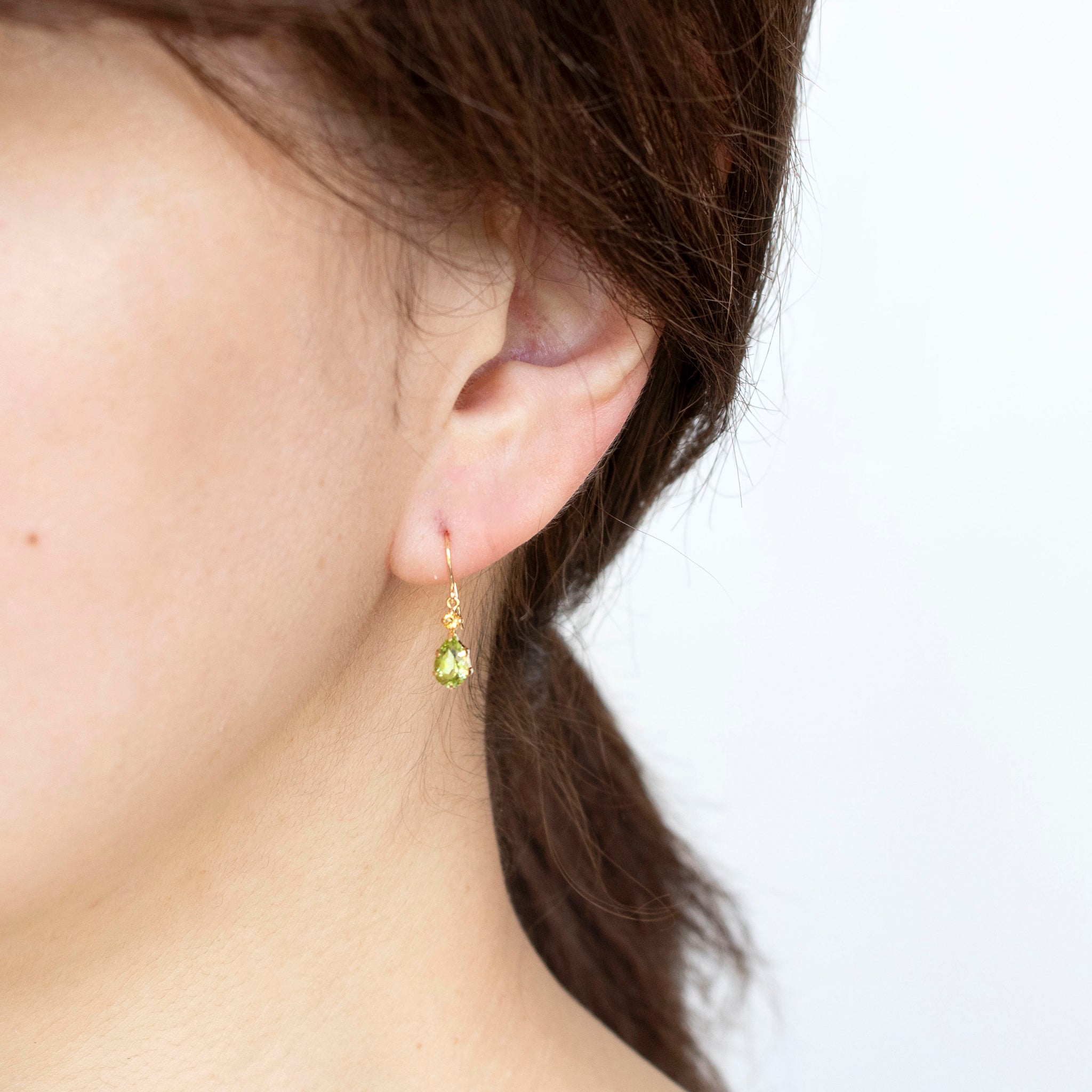 ペリドット/シトリン K18ピアス(ペアシェイプ/8月誕生石)《25H01306》