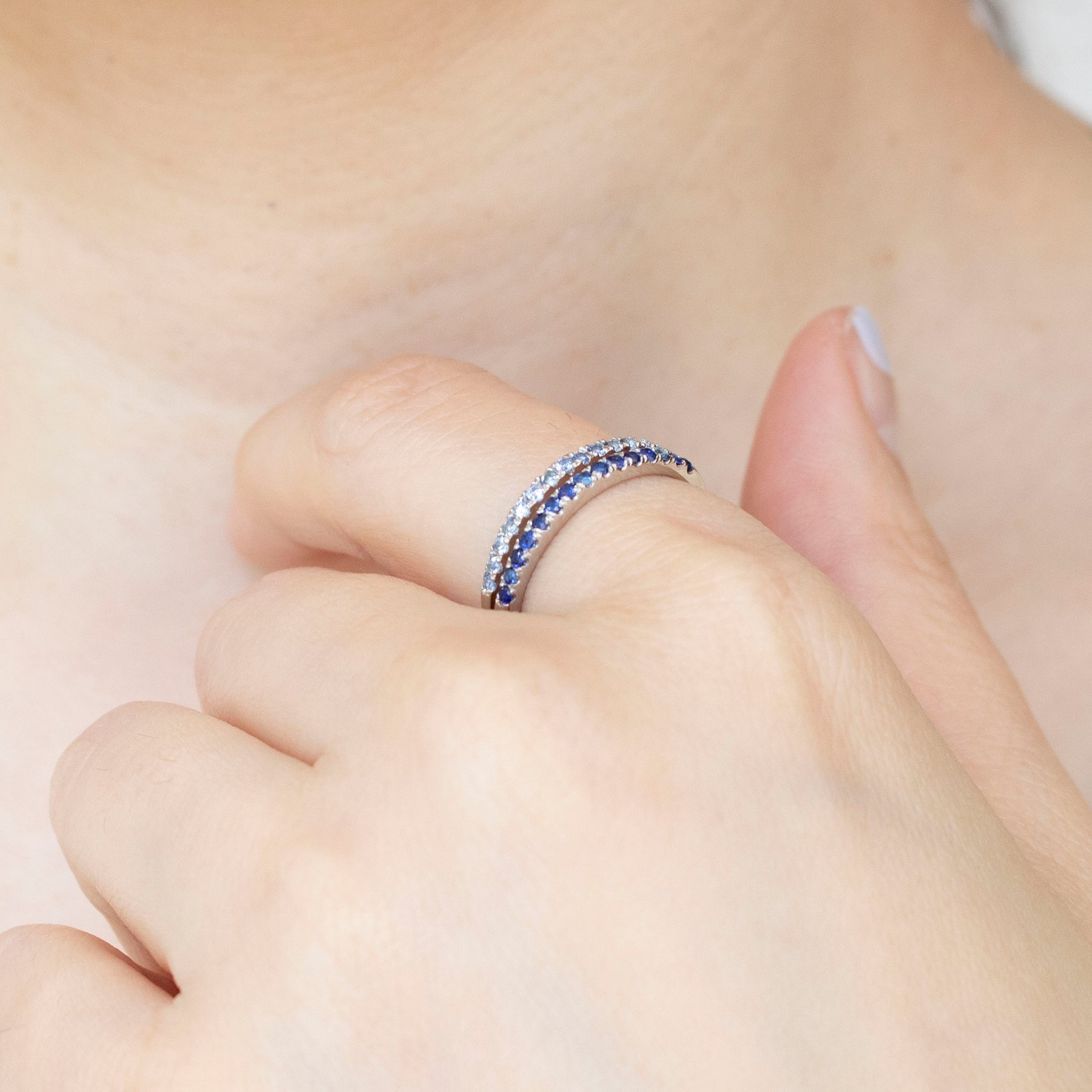 サファイア プラチナリング(9月誕生石)《25H01308》